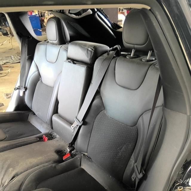 CHEROKEE 2021 Air Shutter 772214