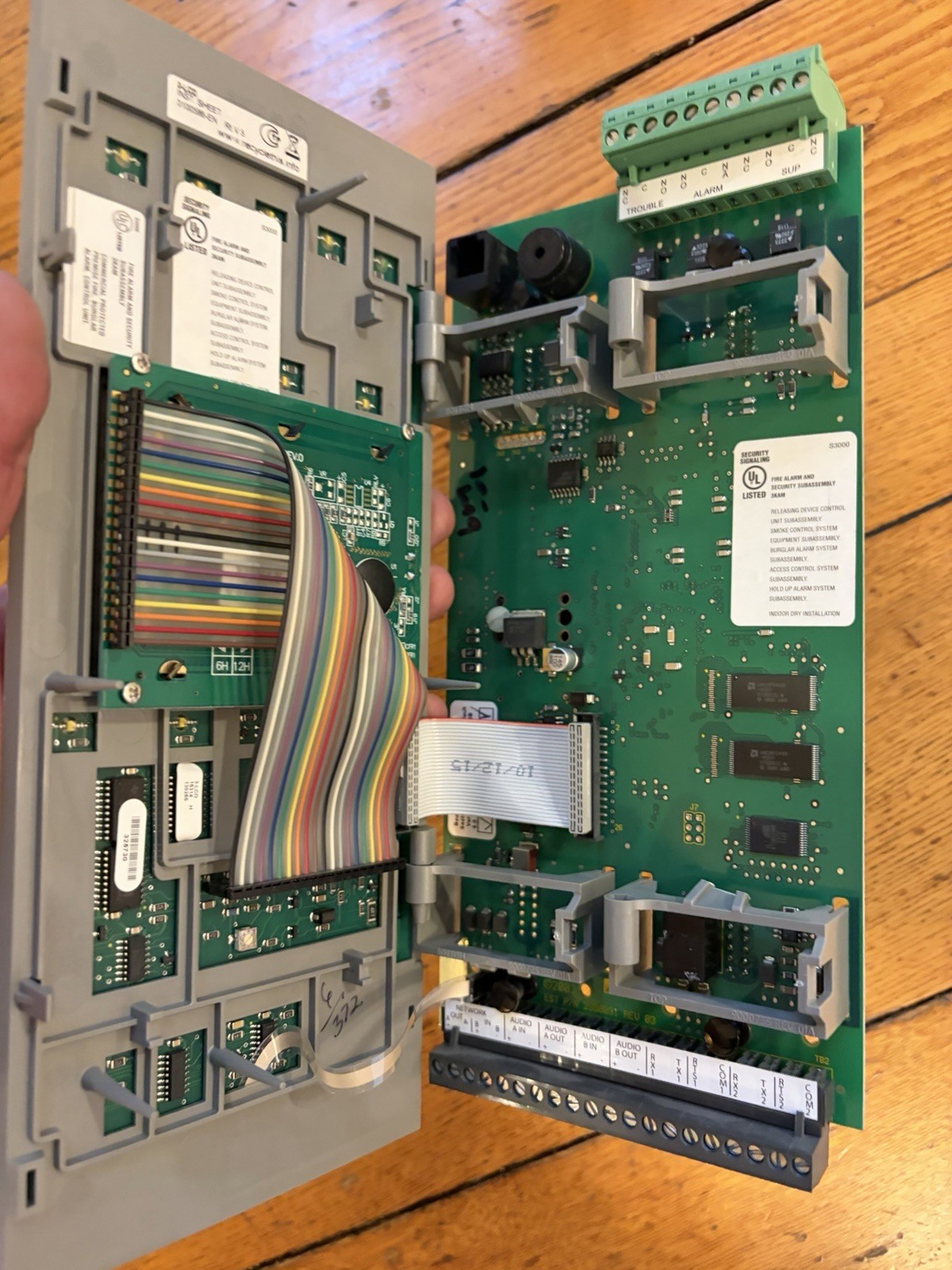 Edwards Est 3-CPU 3-LCD , With 232 And 485