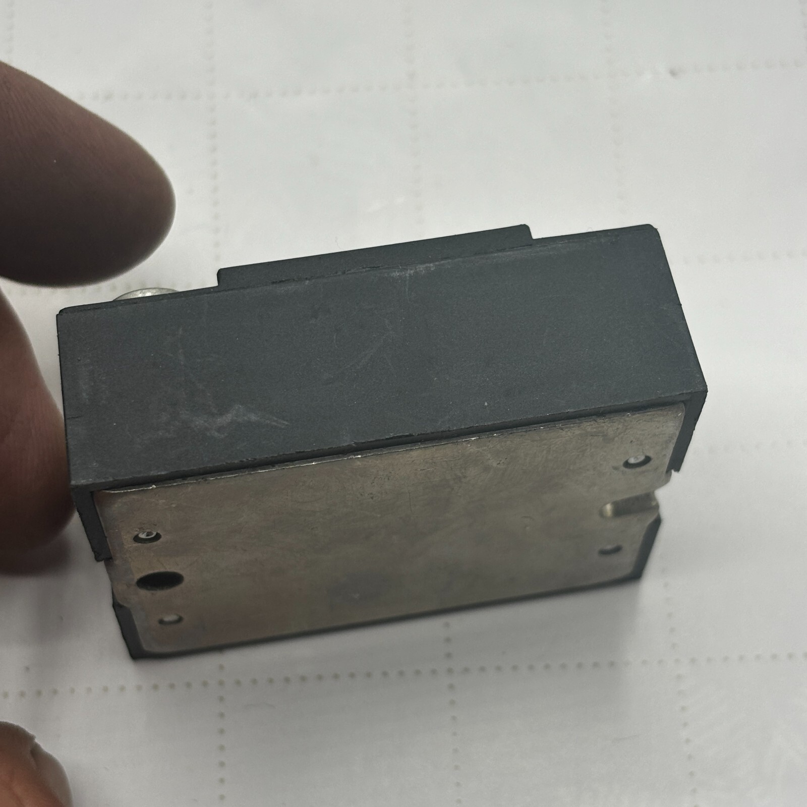 Crydom D1210 Solid State Relay 3-32v-dc 10a Amp 120v-ac ⭐