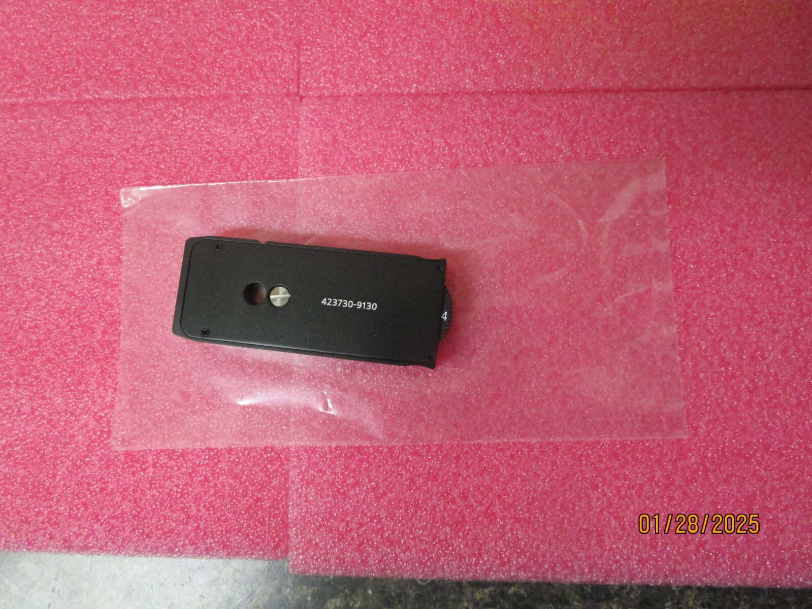 NEW Opened Box Zeiss Microscope Slider 14x40 FL Attenuator Discrete 423730-9130