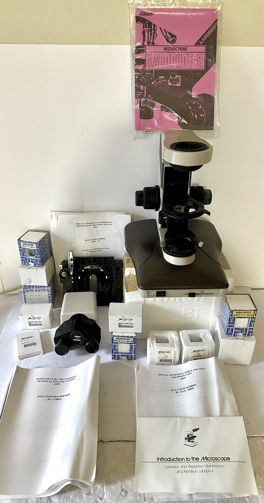 Nikon Labophot-2 Transmitted Light Phase Contrast Biological Microscope
