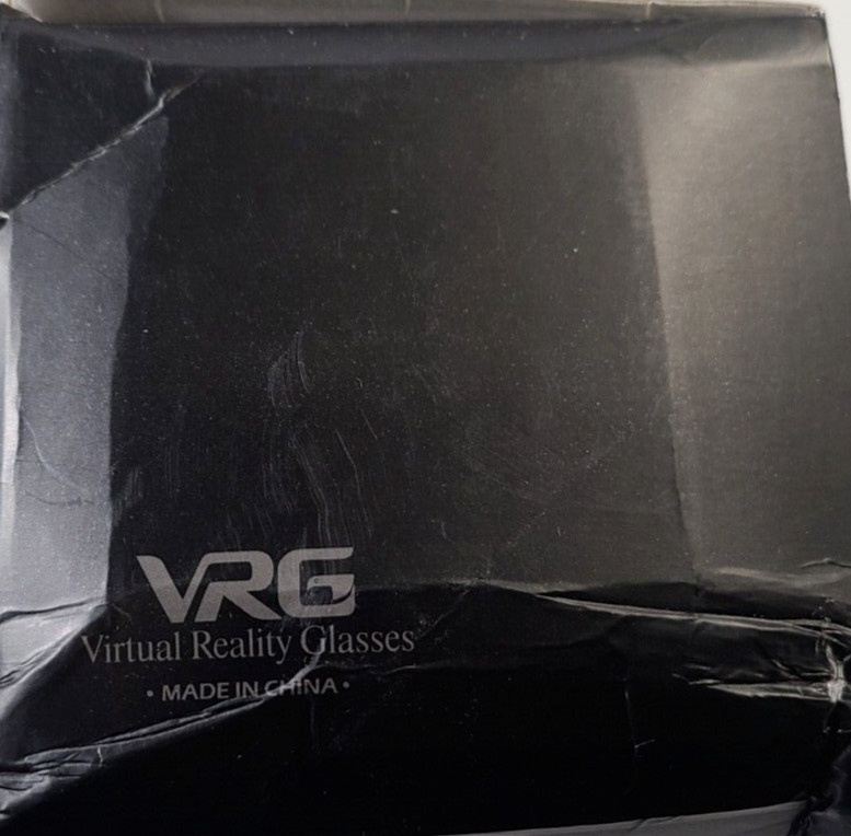 VRG Pro Virtual Reality Glasses with Controller, Black