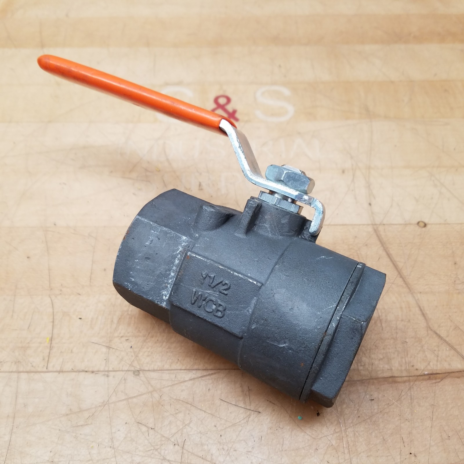 DynaQuip VME1.A9 1 1/2 Carbon Steel Ball Valve, 1 1/2" NPT - USED