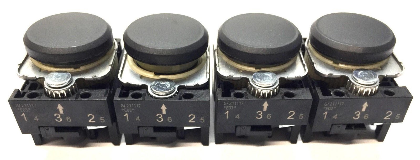 Unbranded Control and Signaling Device Holder G/211117 [Lot of 4] NOS