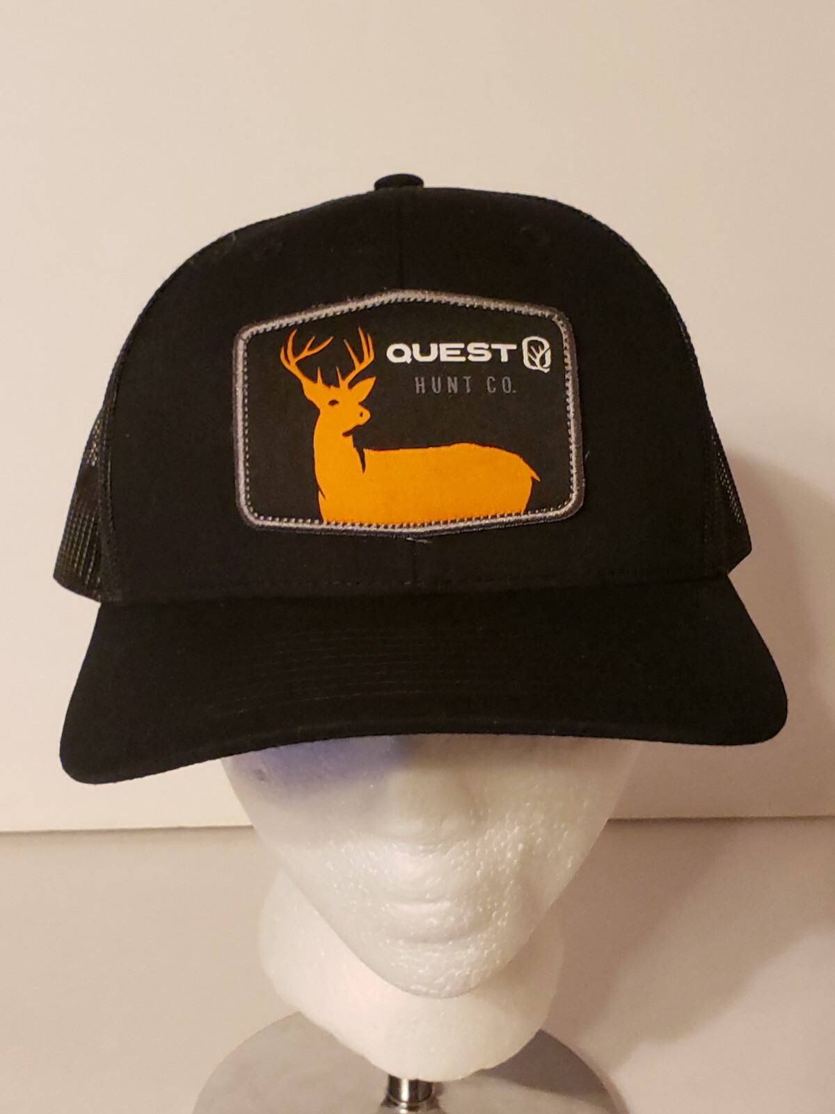 Quest Hunt Co. Snapback Black Mesh Baseball Hat Cap (NEW With No Tags)