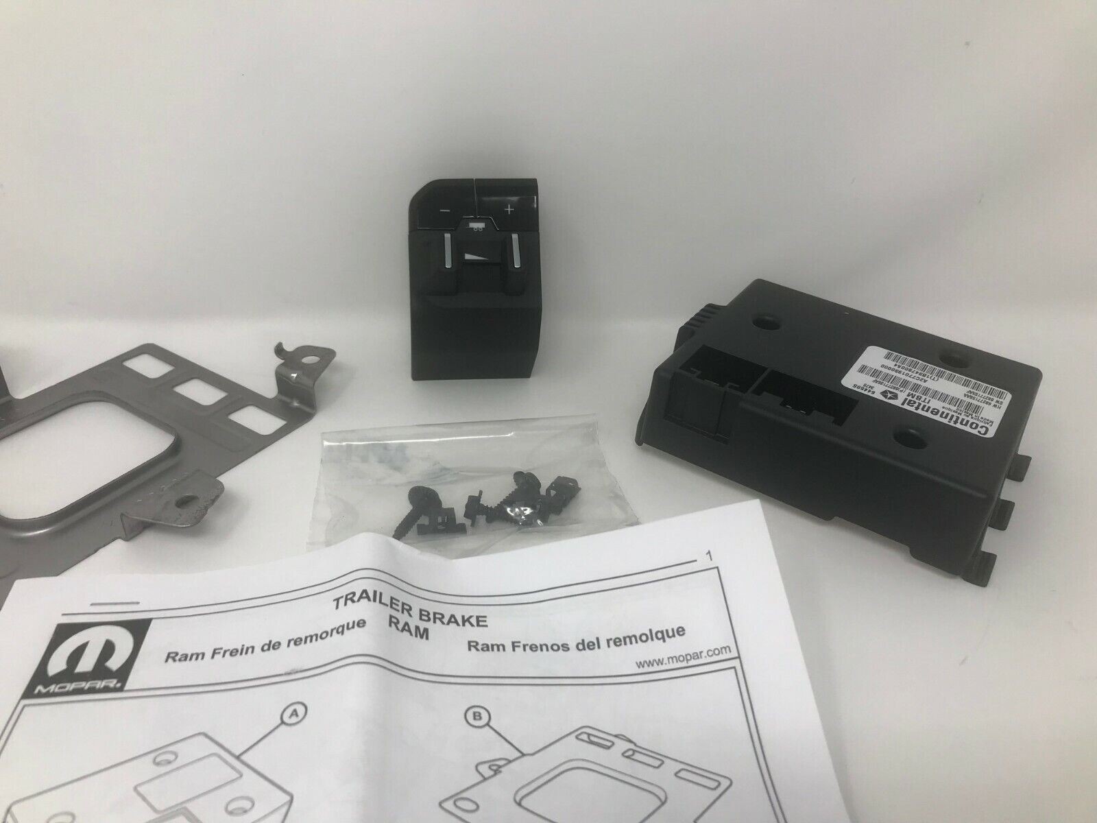 2019-2024 Ram 2500 3500 Integrated Trailer Brake Controller Mopar OEM New
