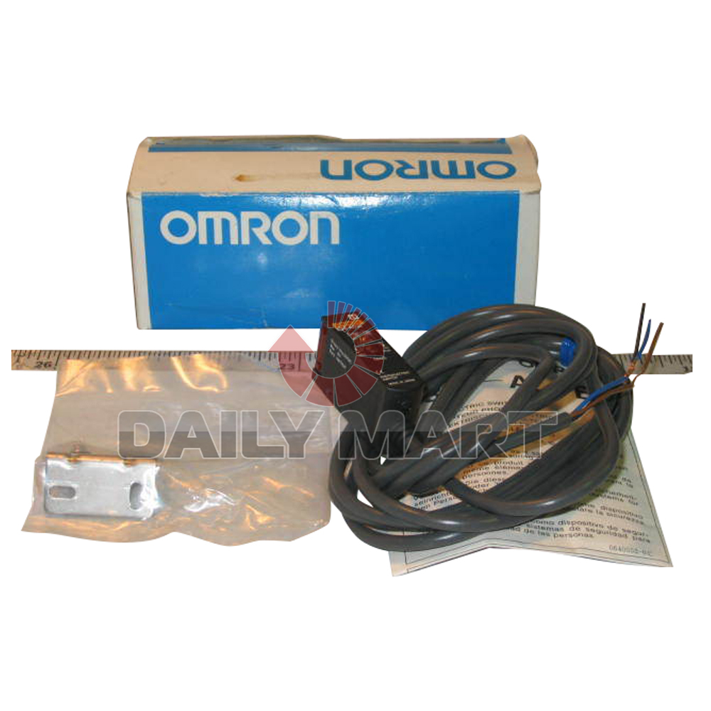 NEW Omron E3S-AD31 Diffuse Photoelectric Switch Sensor PNP
