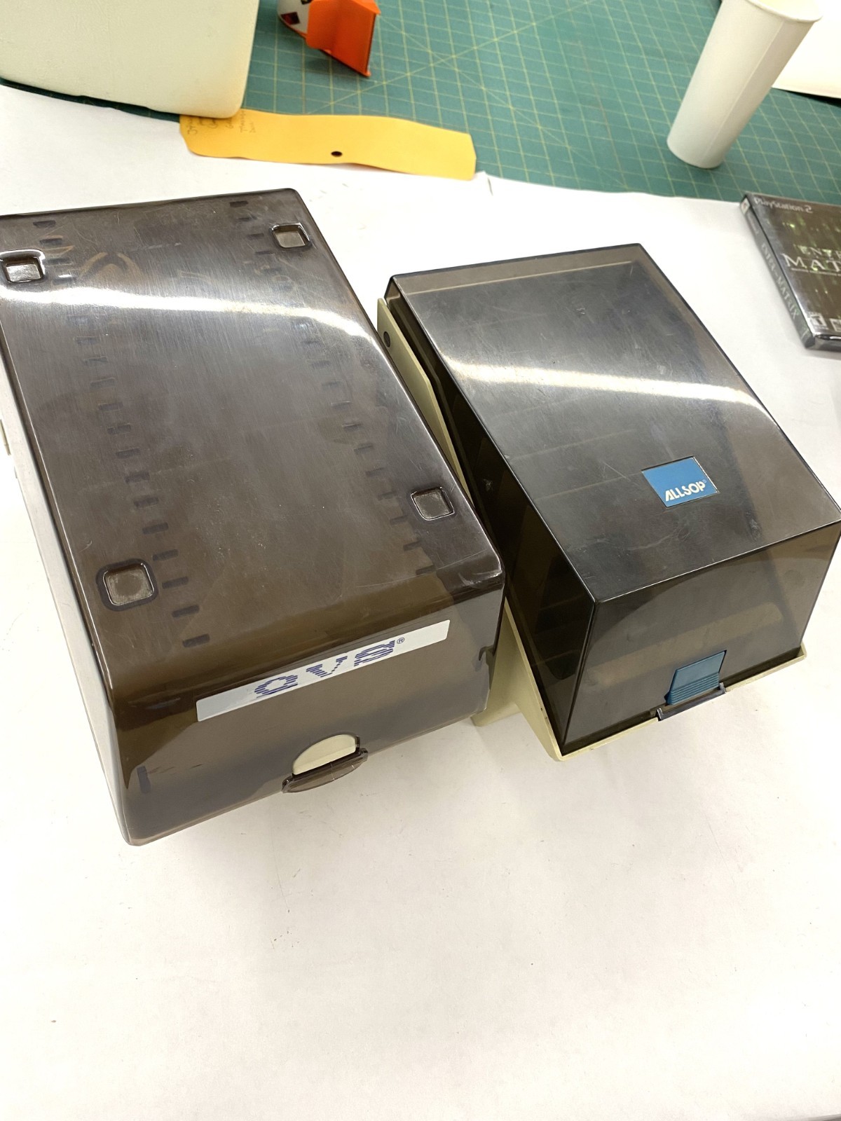 2 VINTAGE ALLSOP  & QVS 5.25 FLOPPY DISK STORAGE CONTAINER / DEVIDERS ORGANIZER