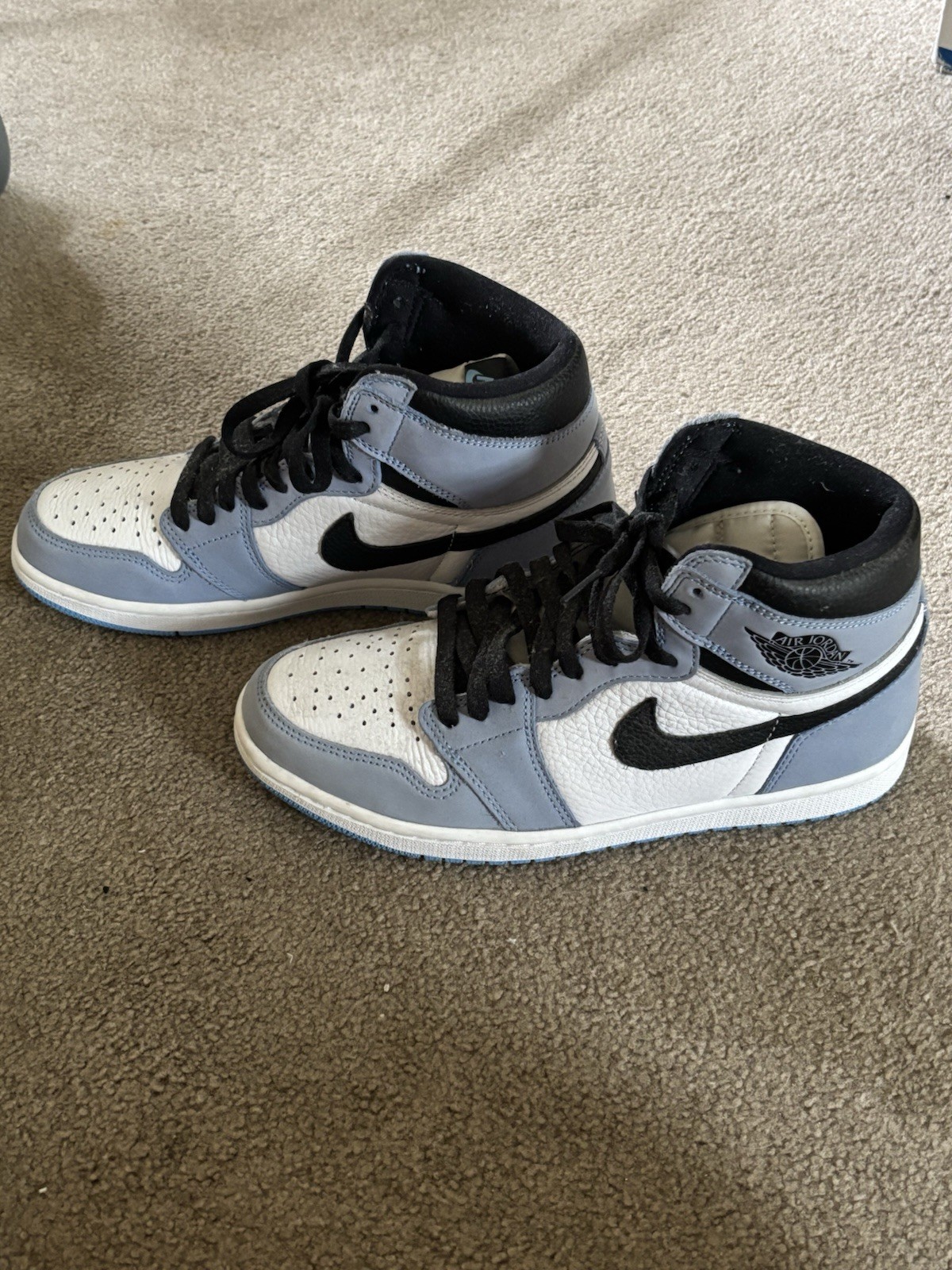 Nike Air Jordan 1 Retro High OG University Blue 555088-134 Men’s High Top