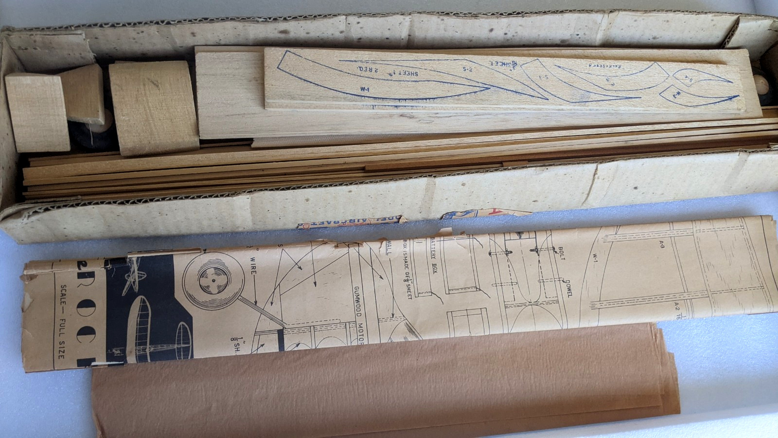 Vintage Eagle Models ROCKETEER 'A' - R/C Model Plane Kit - Unbuilt