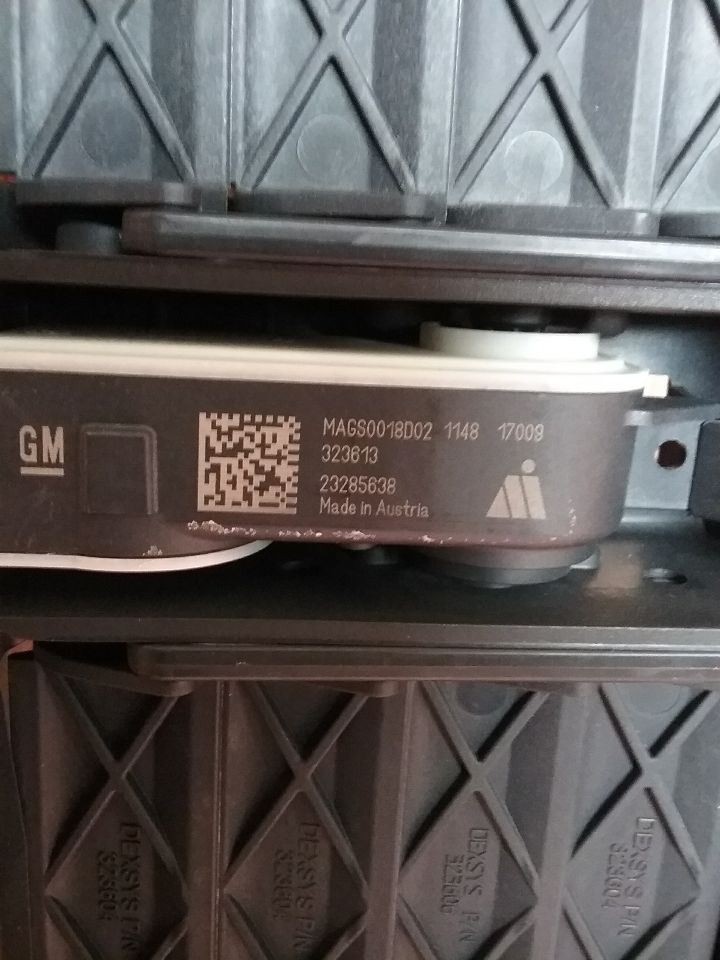 TRAVERSE 2019 Air Shutter 1055801