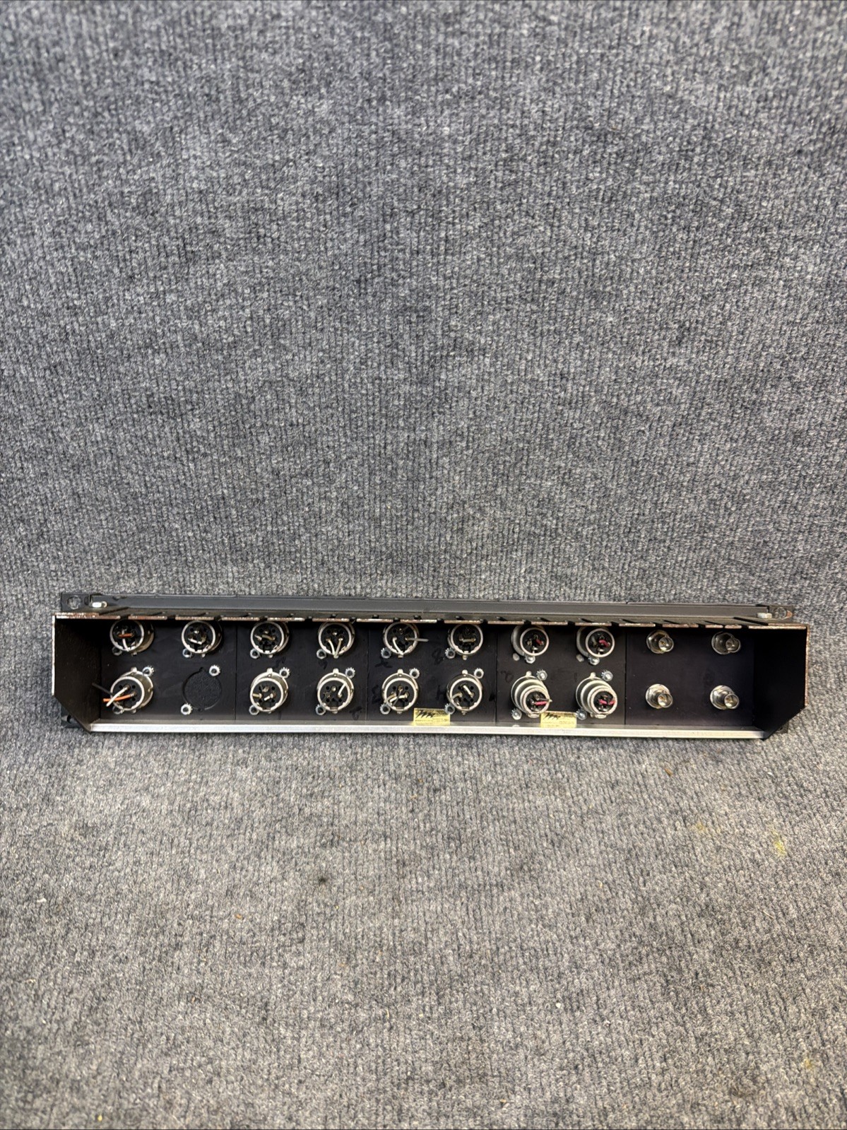 Middle Atlantic XLR Frame Kit Faceplate
