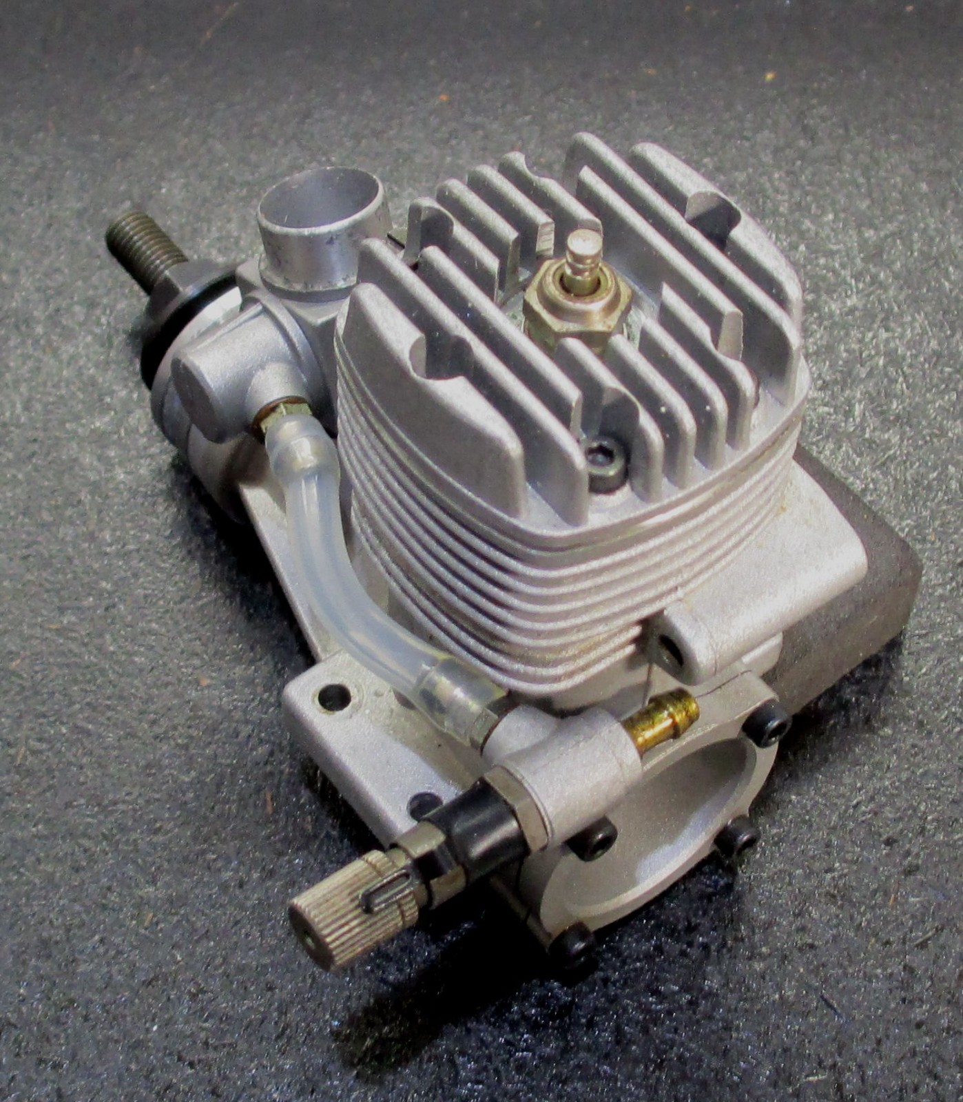 O.S. MAX-25FX 4.07cc 2-Stroke Glow Engine Includes muffler; used for RC airplane