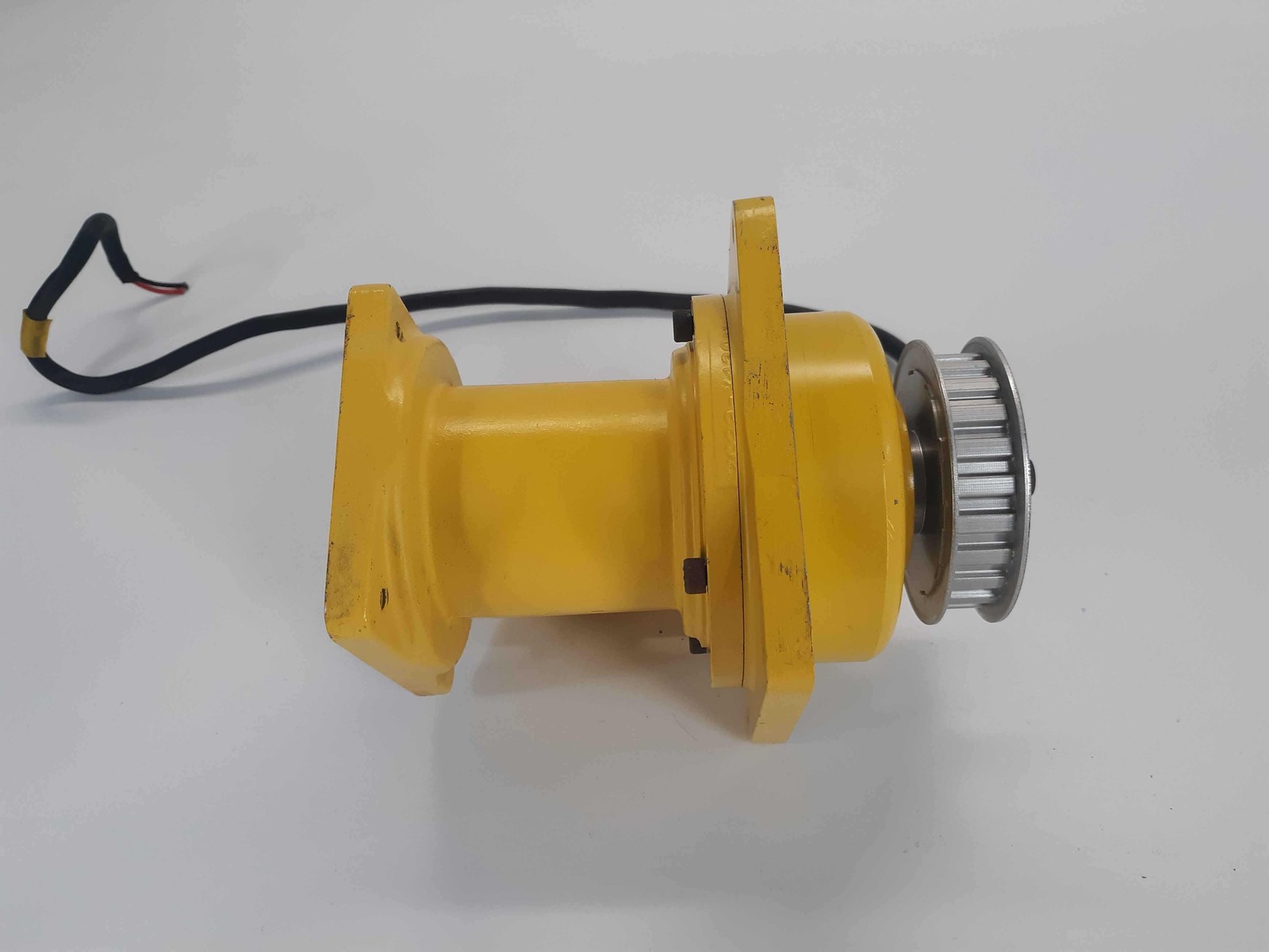 Fanuc 7022-X420 Robot Arm Axis Drive