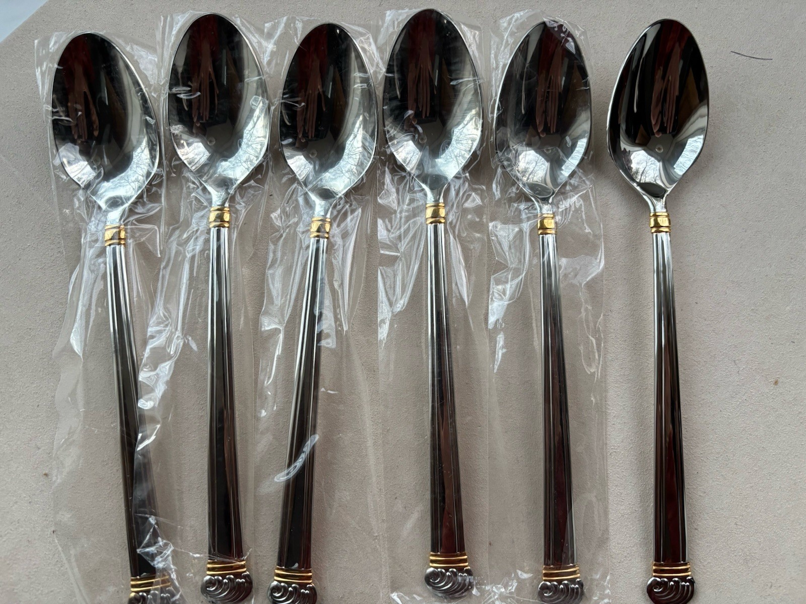 Reed & Barton GOLDEN WiNTERTHUR SWIRL - lot of 6 iced tea spoons NEW