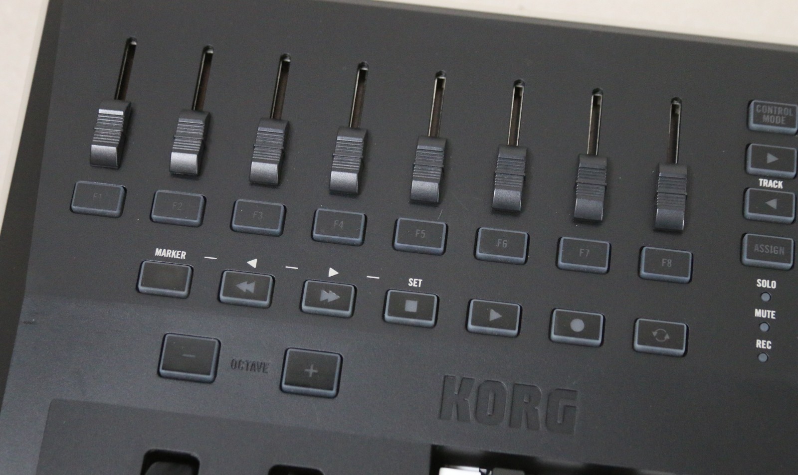 Korg Taktile-25 Key USB MIDI Keyboard Controller Touch Pad w/Box Free Shipping!