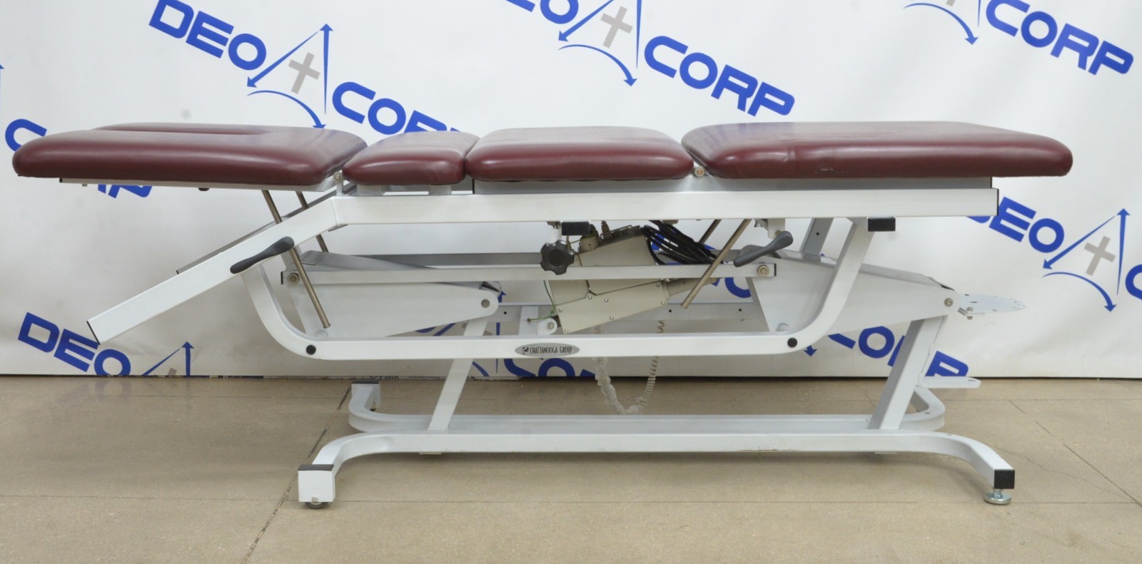 Chattanooga Adapta ADP-400 Traction Treatment Table W/ Remote