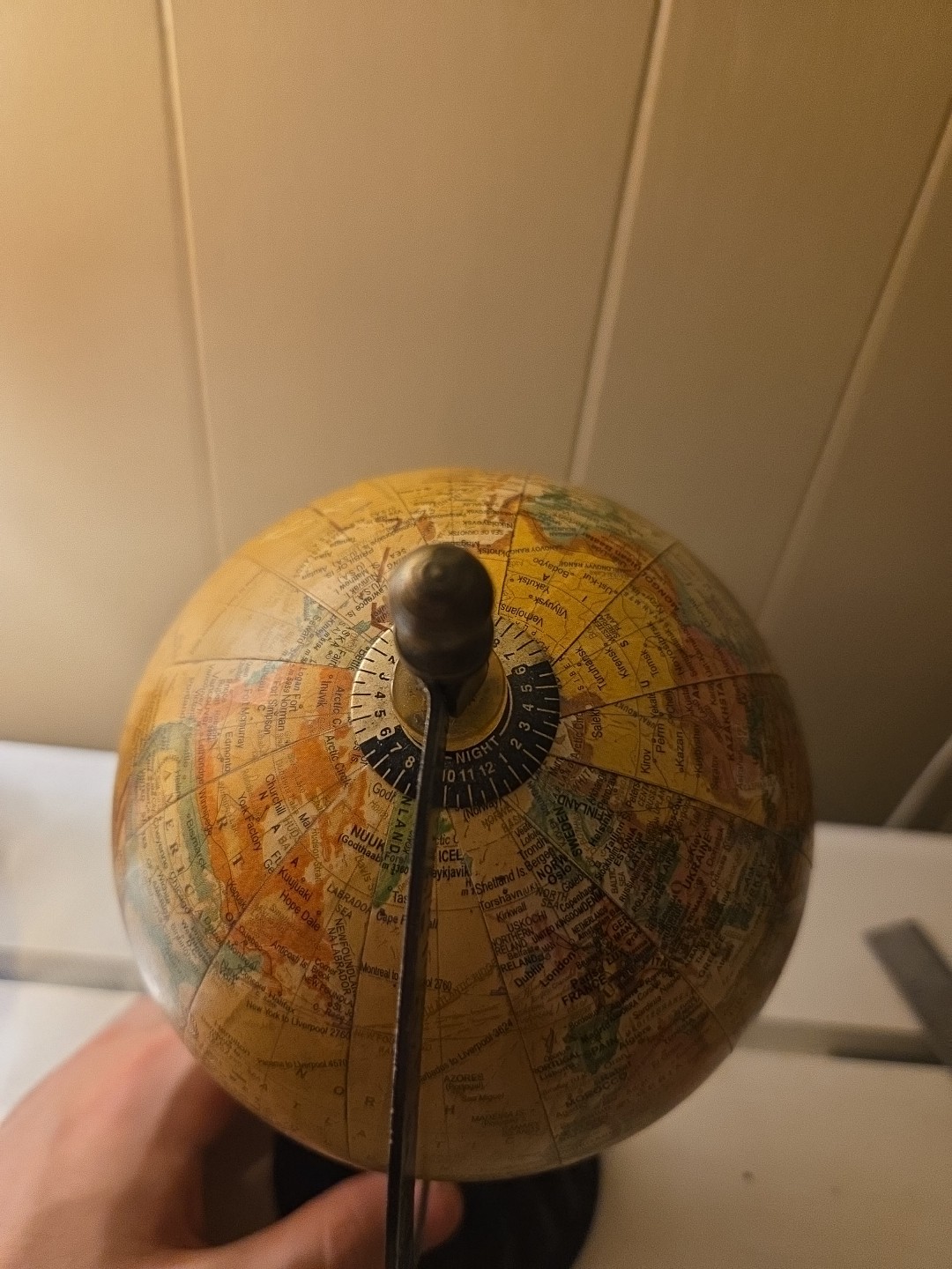 Table Top World Globe Decorative Desk Decor Tabletop Display 10"