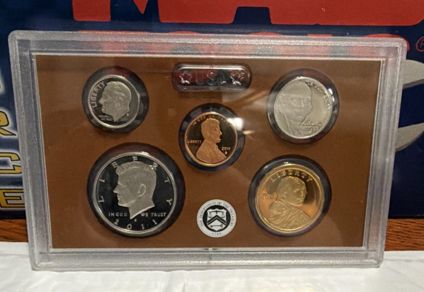 United States Mint 2011 Proof Set Uncirculated Coins in Holder