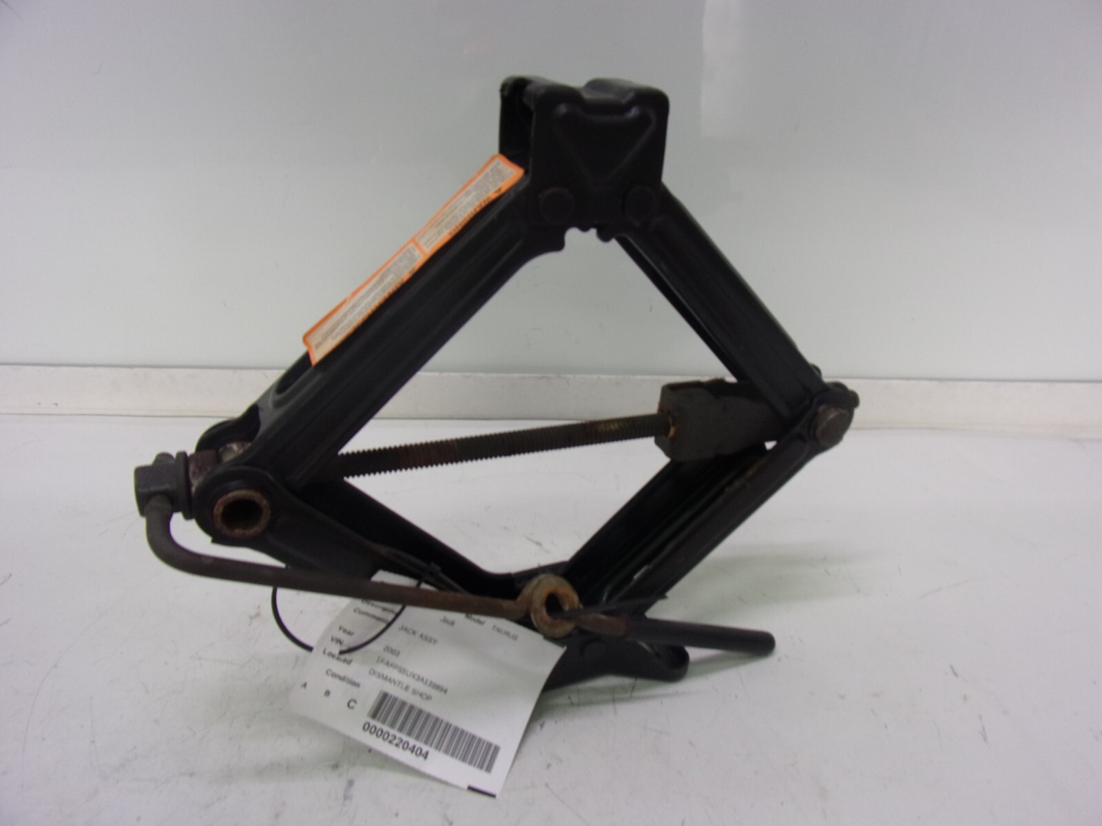 FORD TAURUS Jack  2003