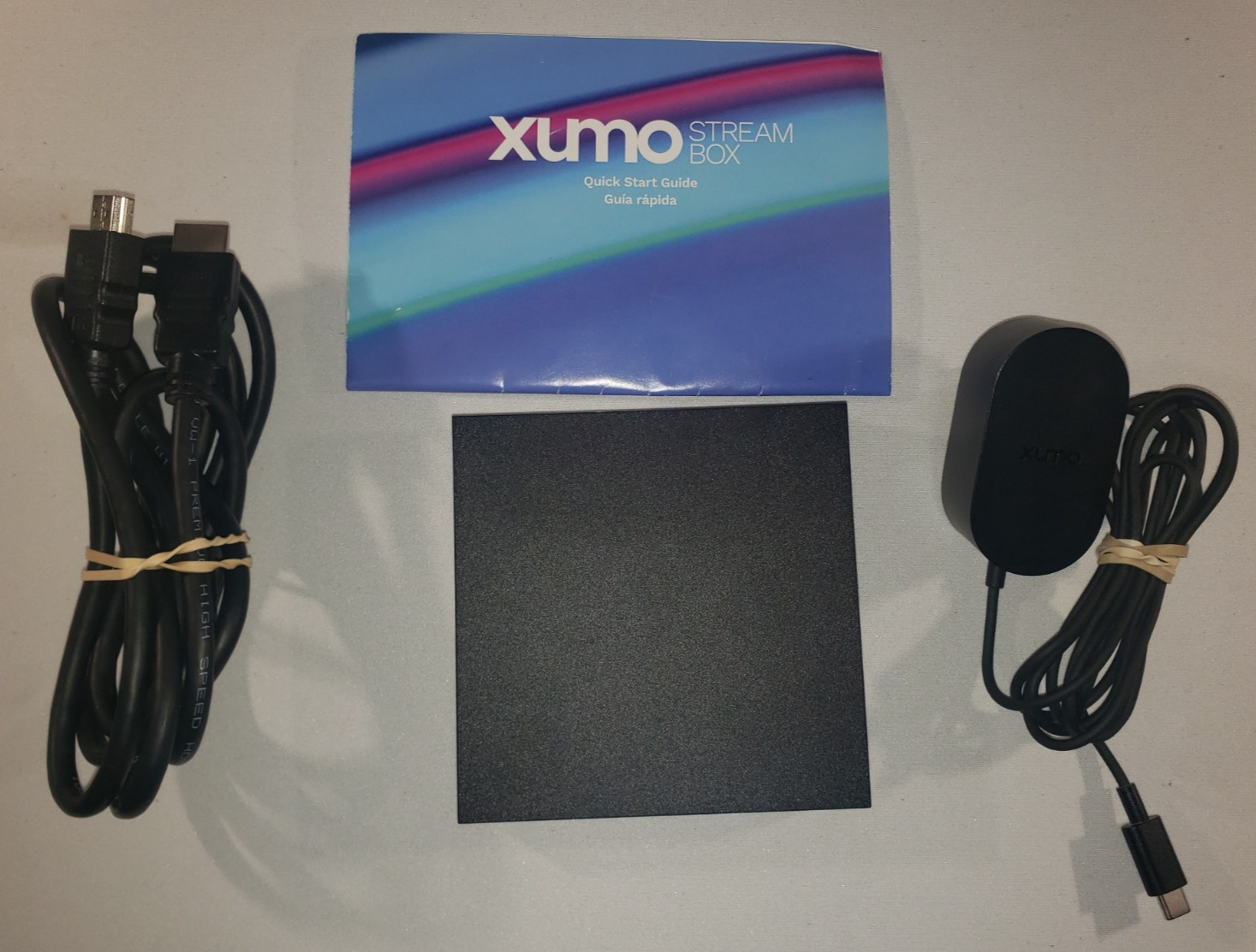 Xumo ES1 (A) 4K Stream Box with Power Cord & HDMI Cable NO REMOTE