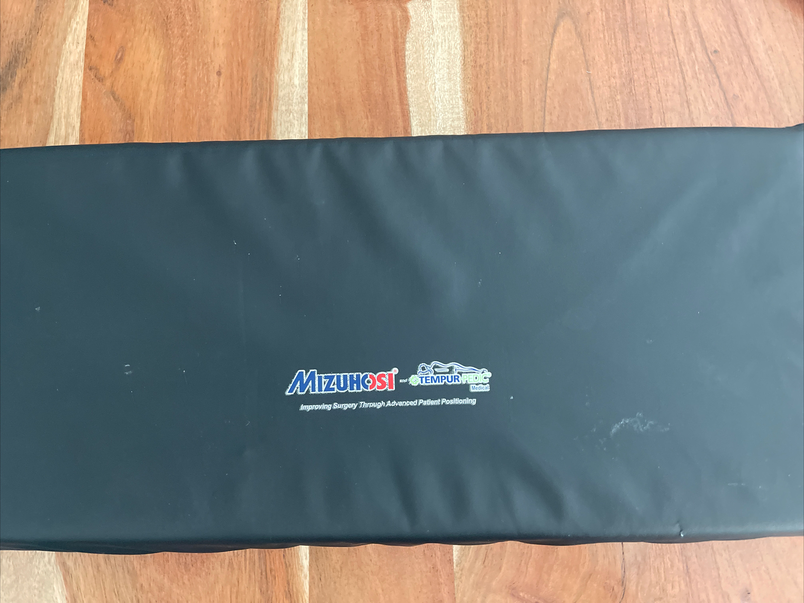 Mizuho OSI Hana Table Pad 9”x21”x2”