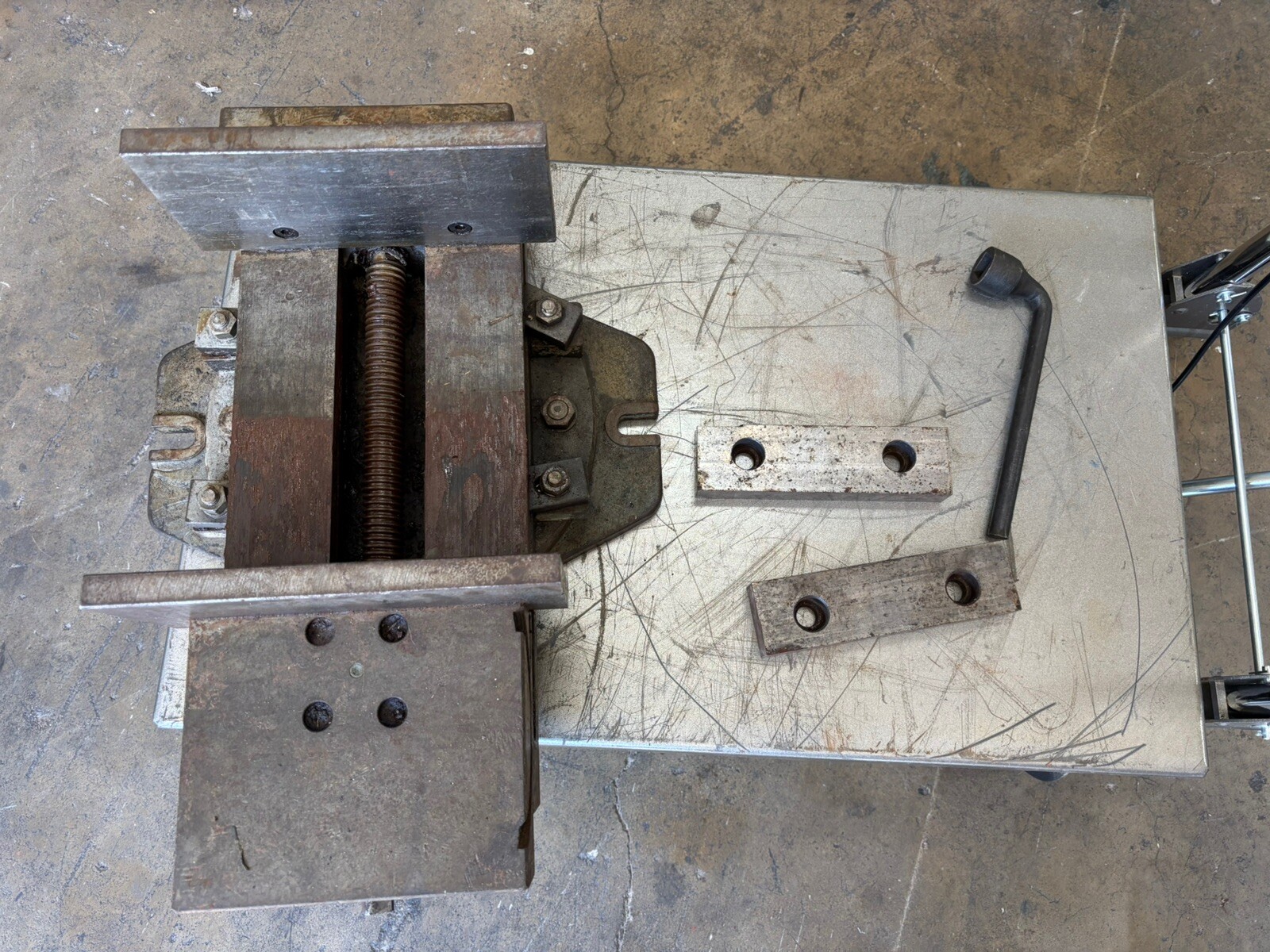 Big Machine Vise Full Open 9" x 8" Wide Swivel Base Radial Arm Drill