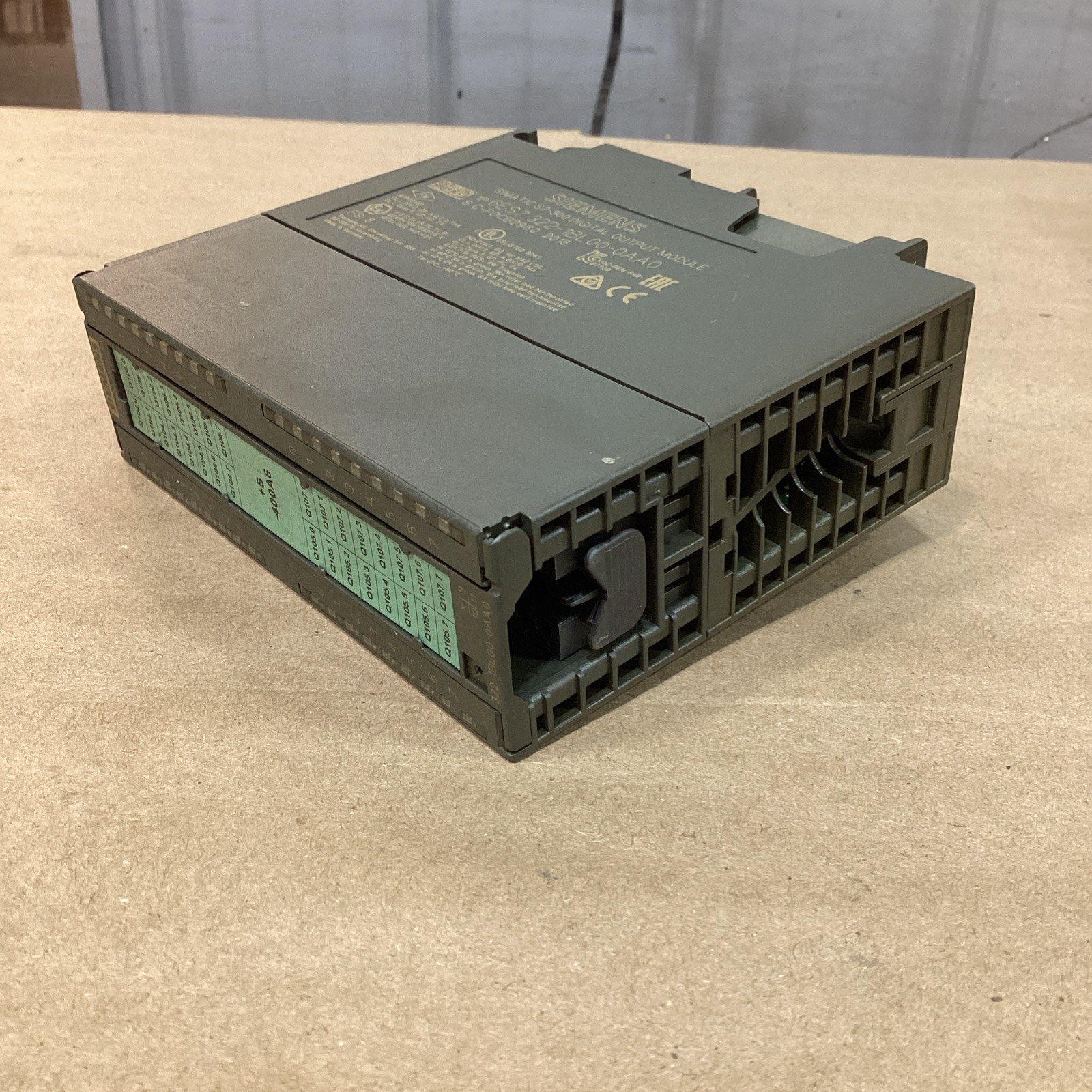 Siemens 1P 6ES7 322-1BL00-0AA0 Simatic S7 Output Module 6ES7