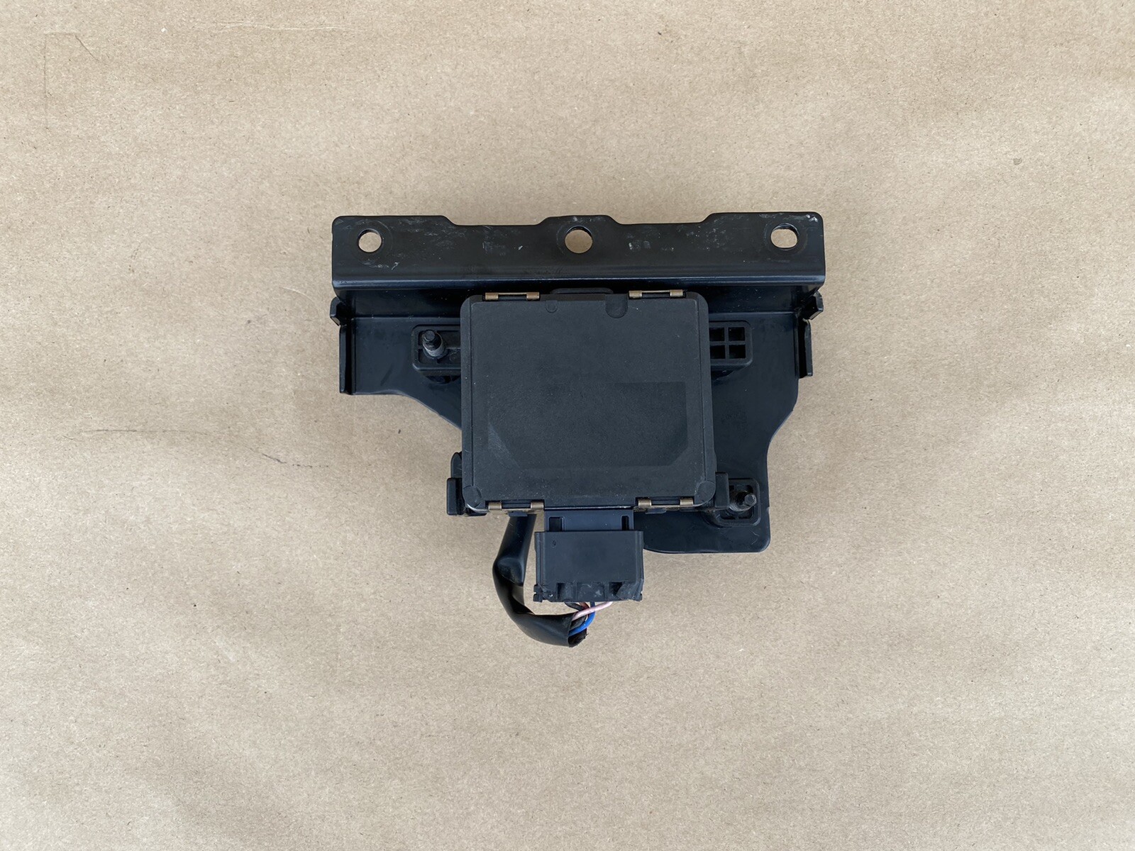18-20 Kia Rio Adaptive Cruise Control Distance Radar Sensor 95650H9000