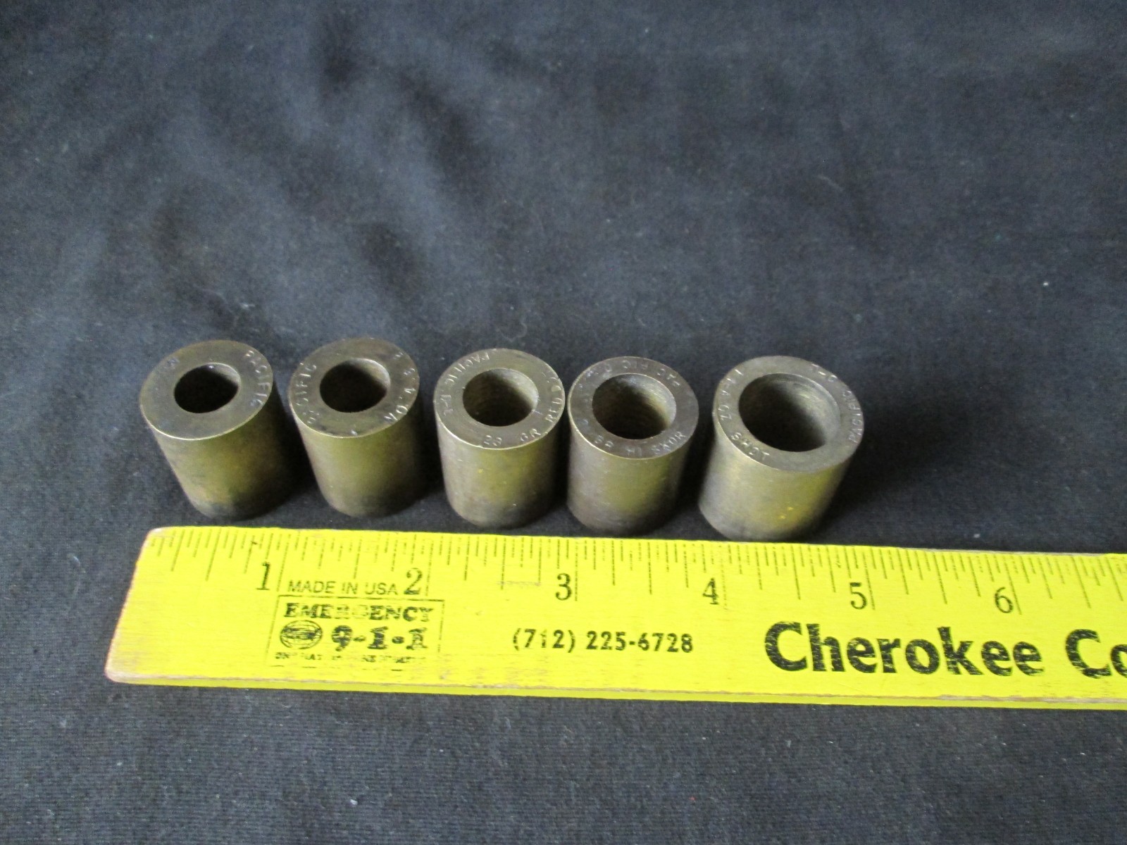 5 Vtg. Brass PACIFIC Shotshell Charge Bar Bushings 429, 462, 21&23Gr., 1 1/4 oz.