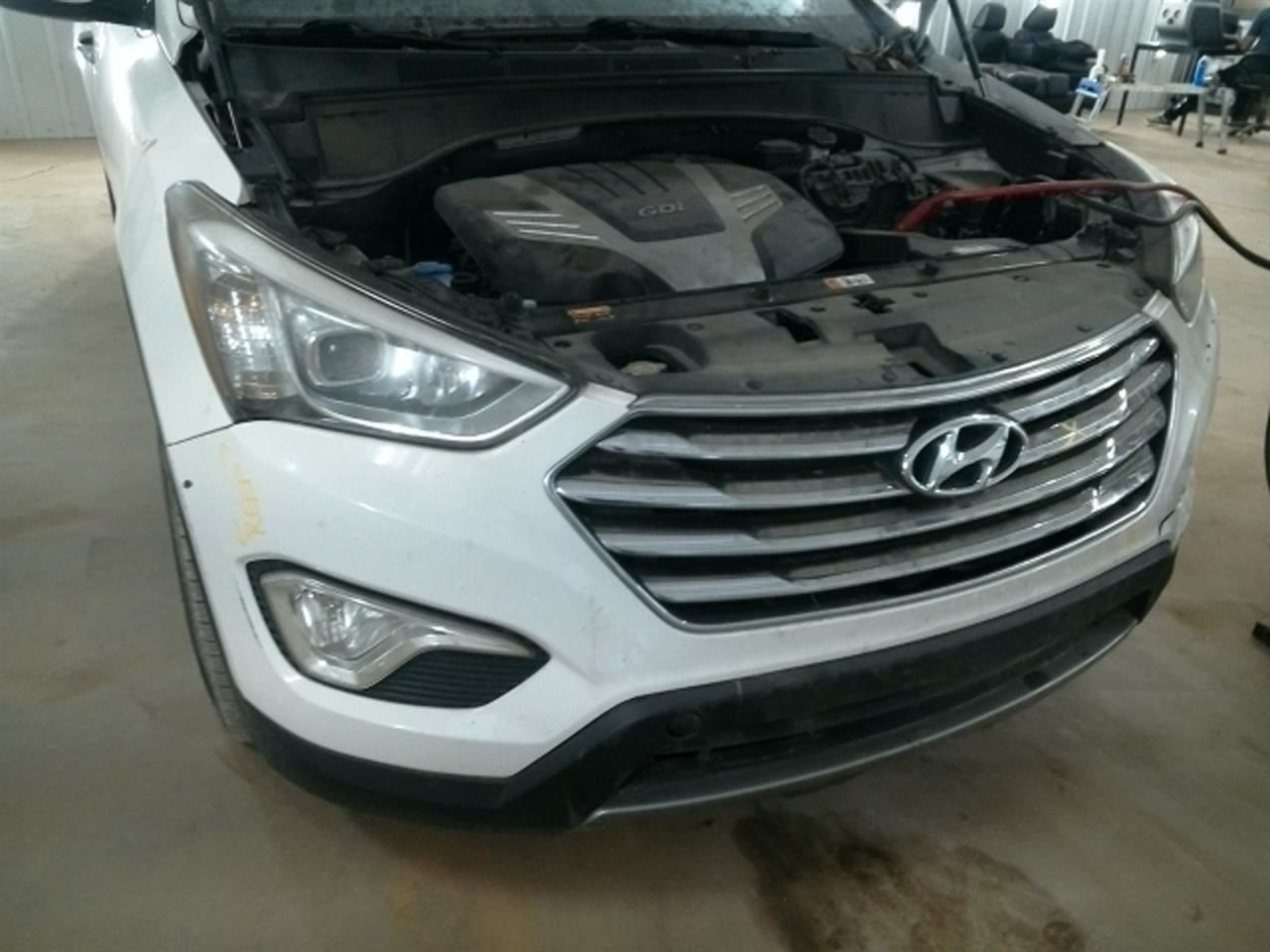Driver Left Front Spindle/Knuckle LWB Fits 15-19 SANTA FE 104900938