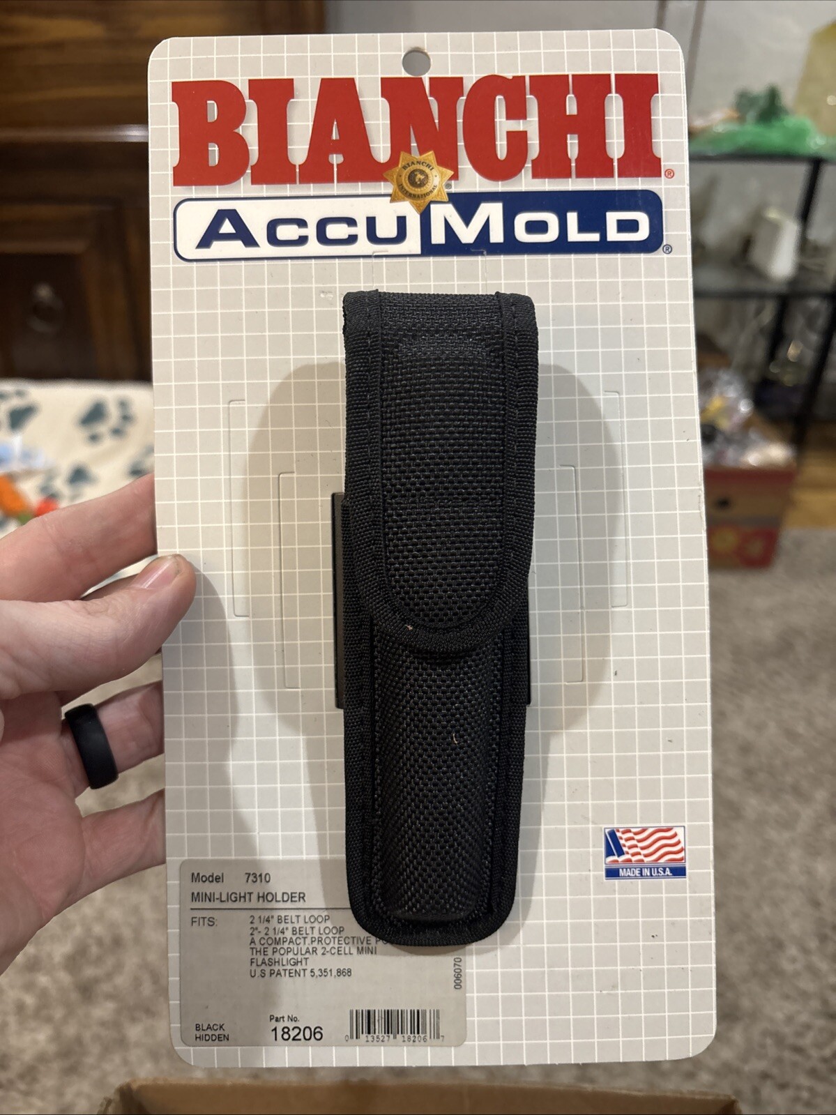 New Bianchi AccuMold 7310 Compact Light Holder 18206
