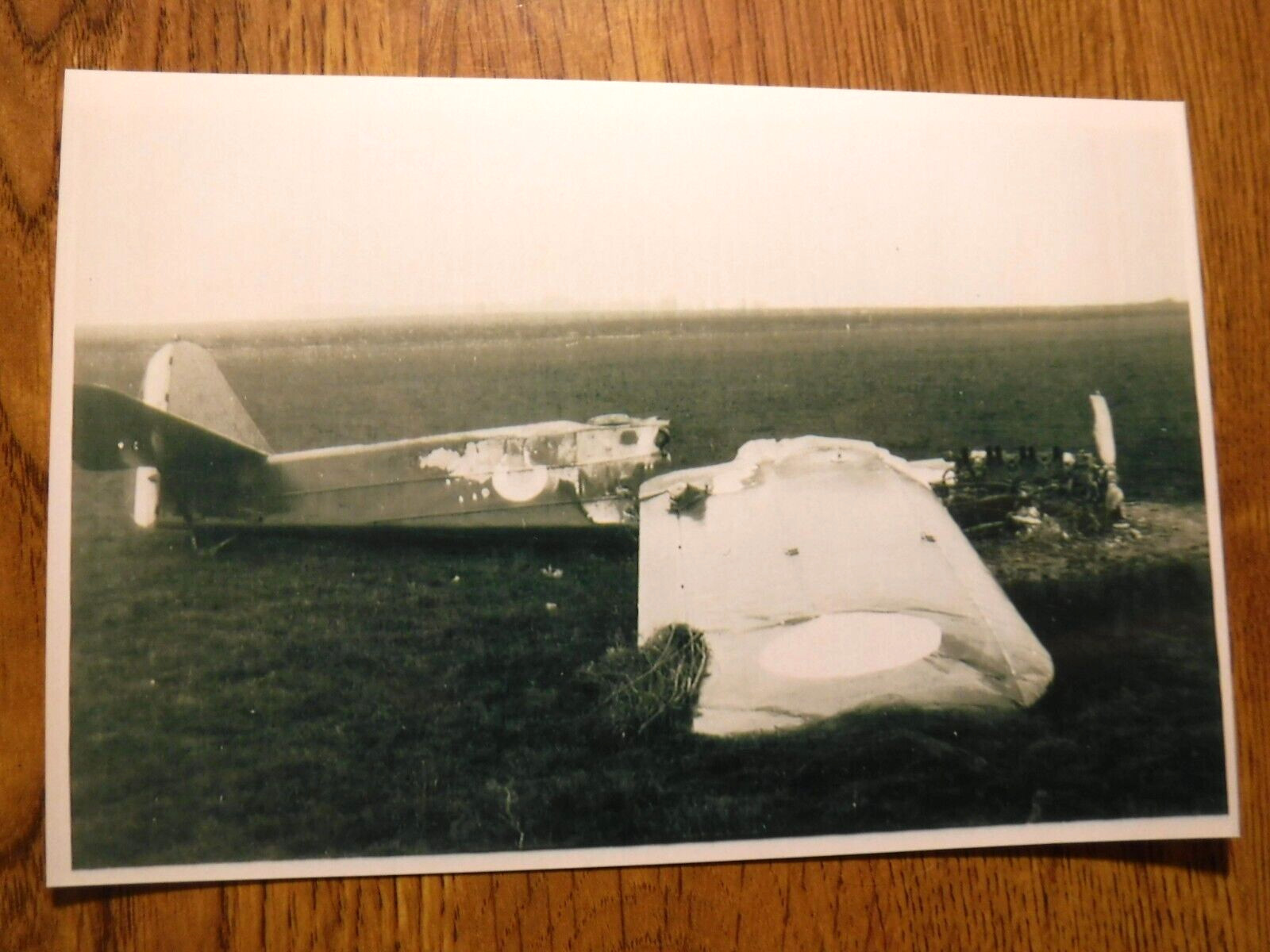 ONE BLACK & WHITE WORLD WAR II PICTURE OF DESTROED FRENCH PLANE (27)