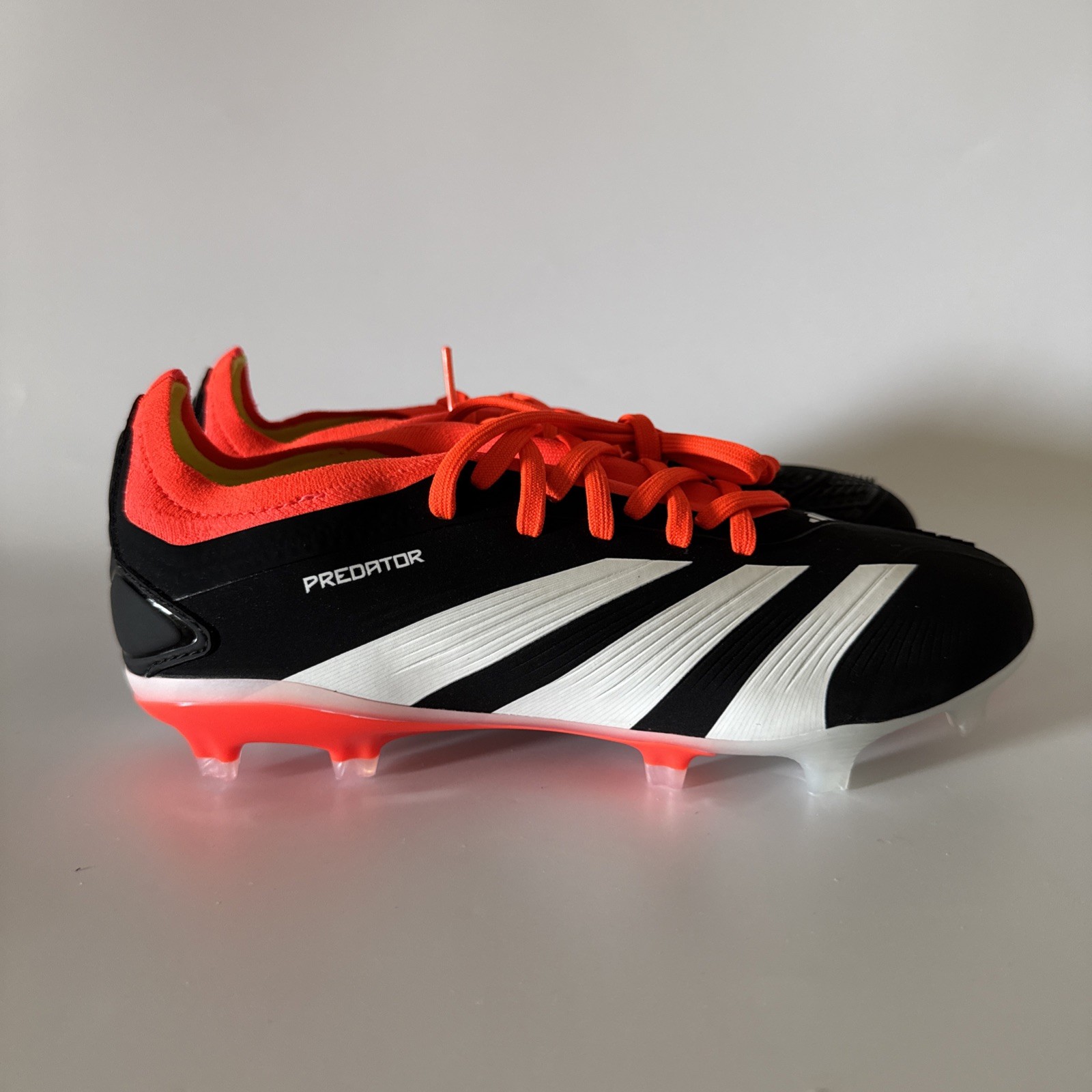 adidas Mens 5.5 PREDATOR 24 PRO FIRM GROUND SOCCER CLEATS Black/Solar Red IG7777
