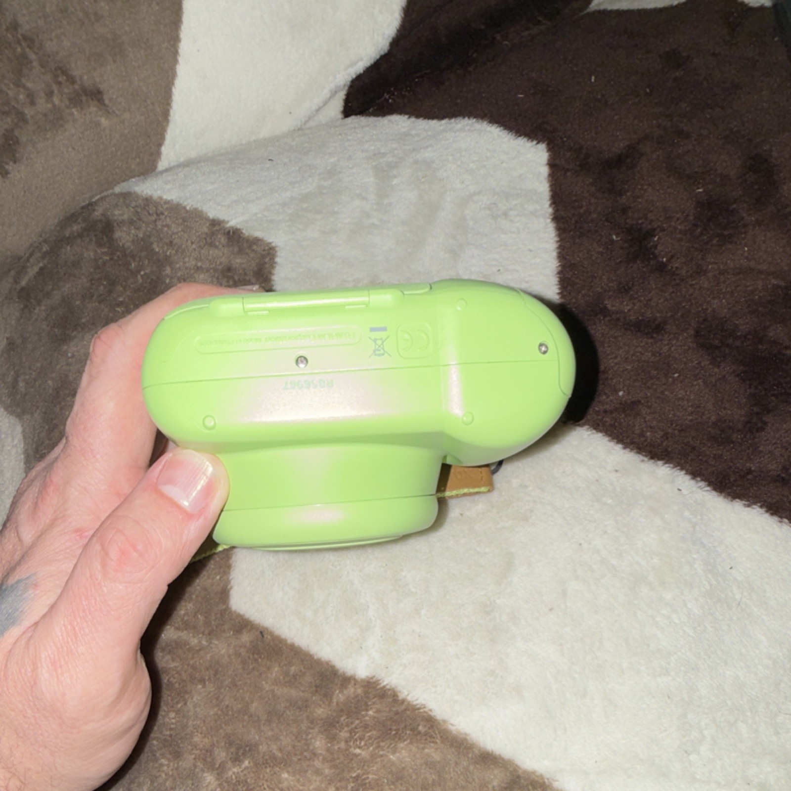 Fujifilm Instax Mini 9 Instant Camera Green Built-in Flash Selfie Mirror