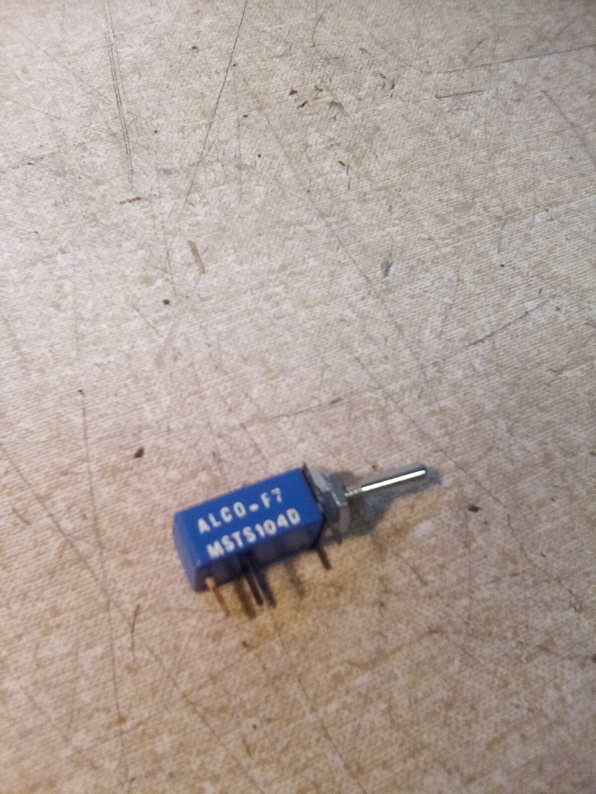 Alco MSTS104D Toggle Switch