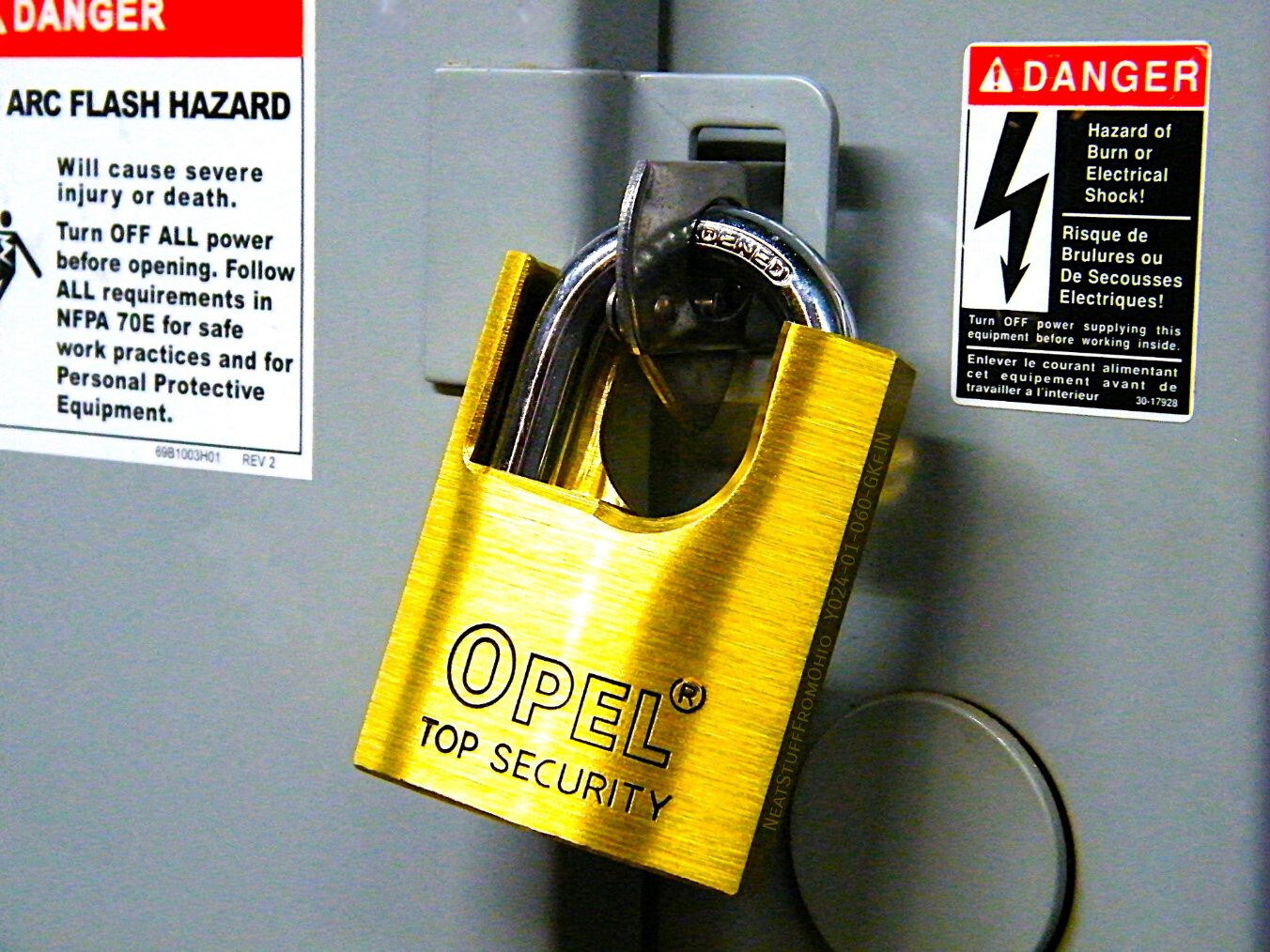 PADLOCK, DIMPLE KEY, HIGH-SECURITY, LARGE 50MM, 5 DIFFICULT TO DUPLICATE KEYS