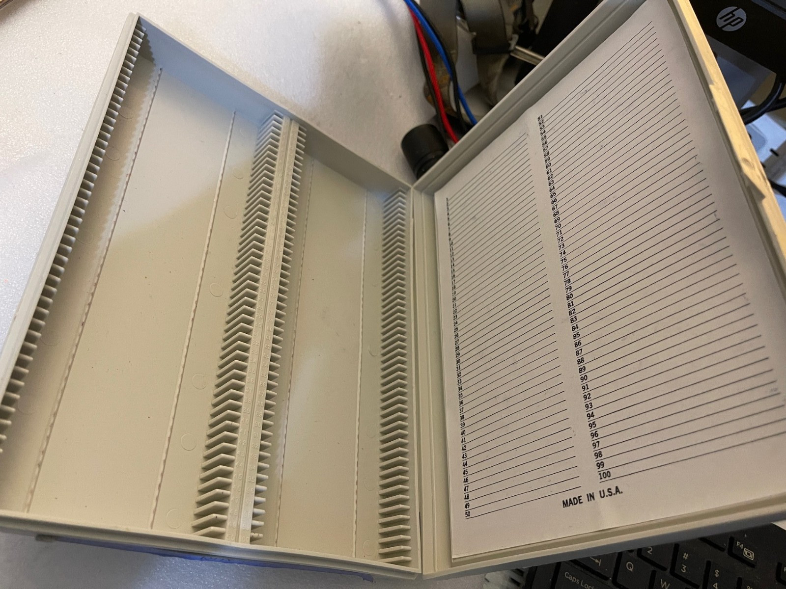 Gray 100-Place Microscope Slide Storage Box (L7