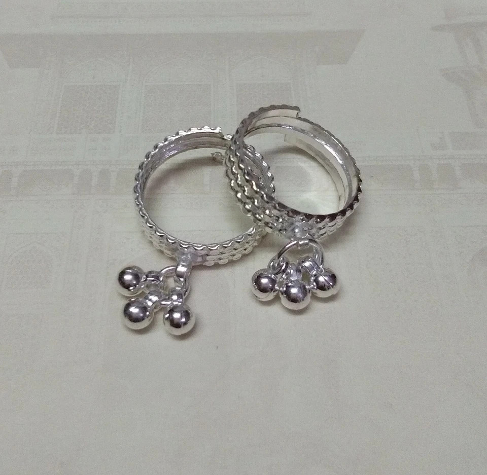 2Pcs Women Toe Ring Ethnic Adjustable Silver Tone 1 Pair Indian Bridal Bichhiya