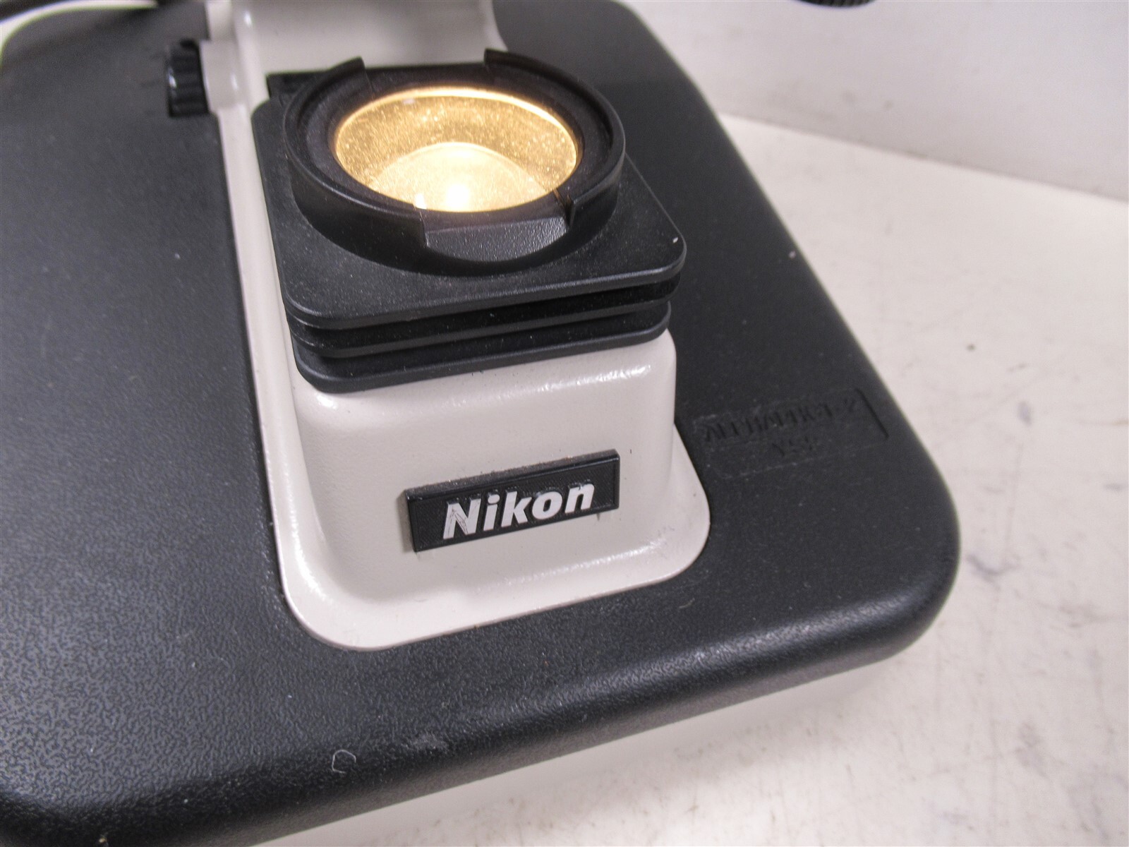Nikon YS2-T Alphaphot Binocular Microscope w/ Eyepieces & 3 Objective Lenses