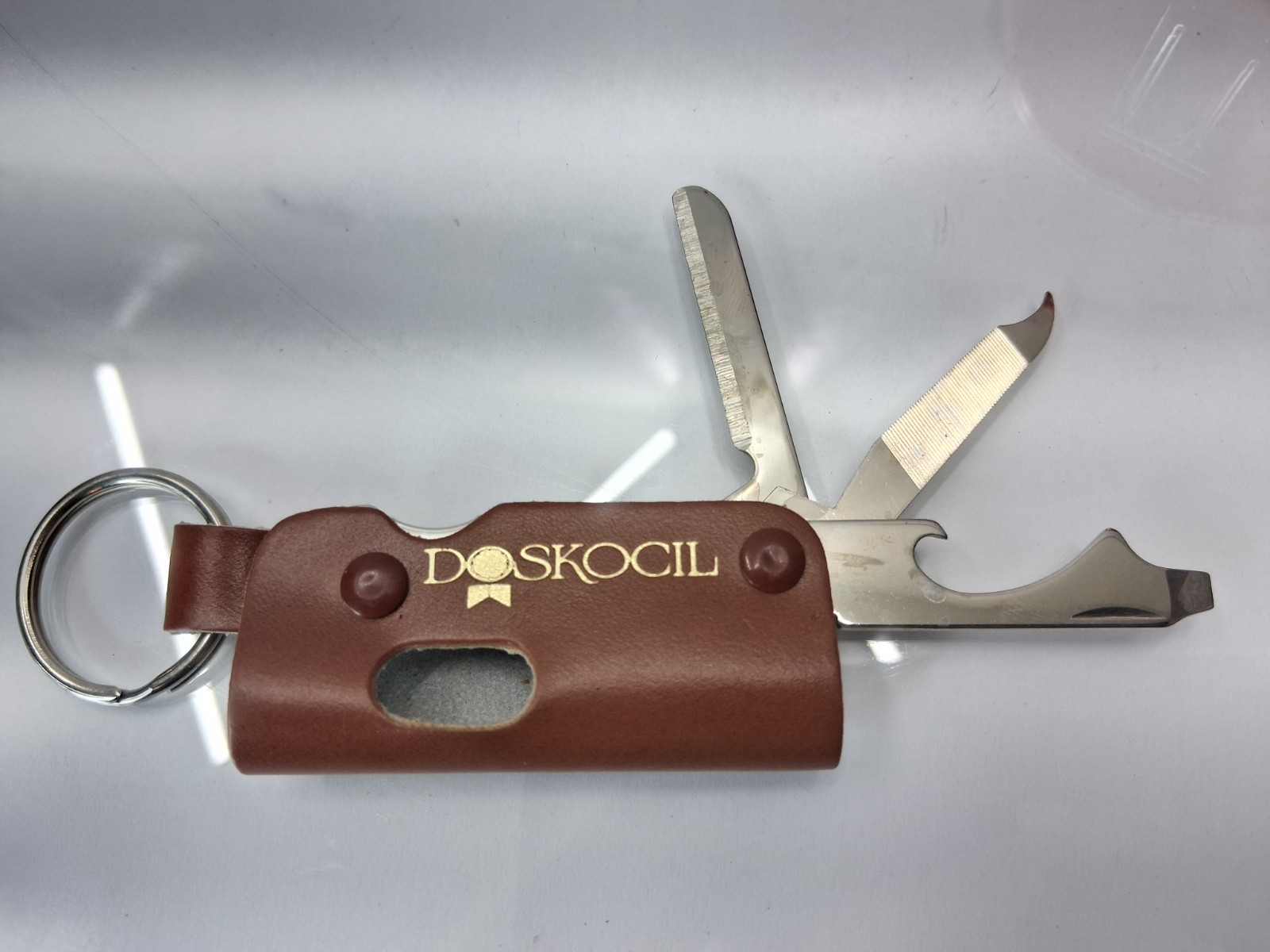 Doskocil Bassett 3-Tool Stainless Steel Pocket Knife Leather Keychain