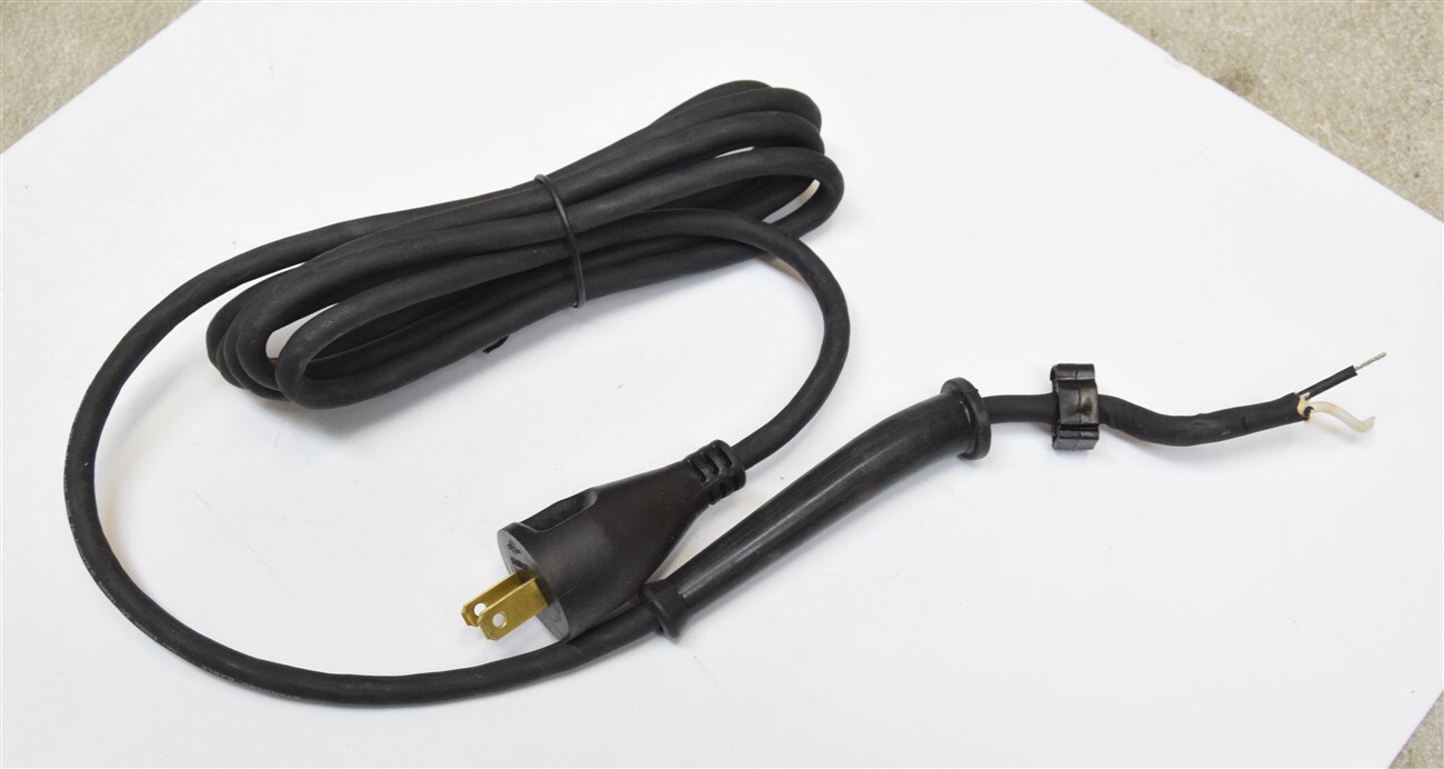 Genuine OEM Dewalt / Black & Decker 330072-98 AC 18/2 Power Tool 8ft Cord