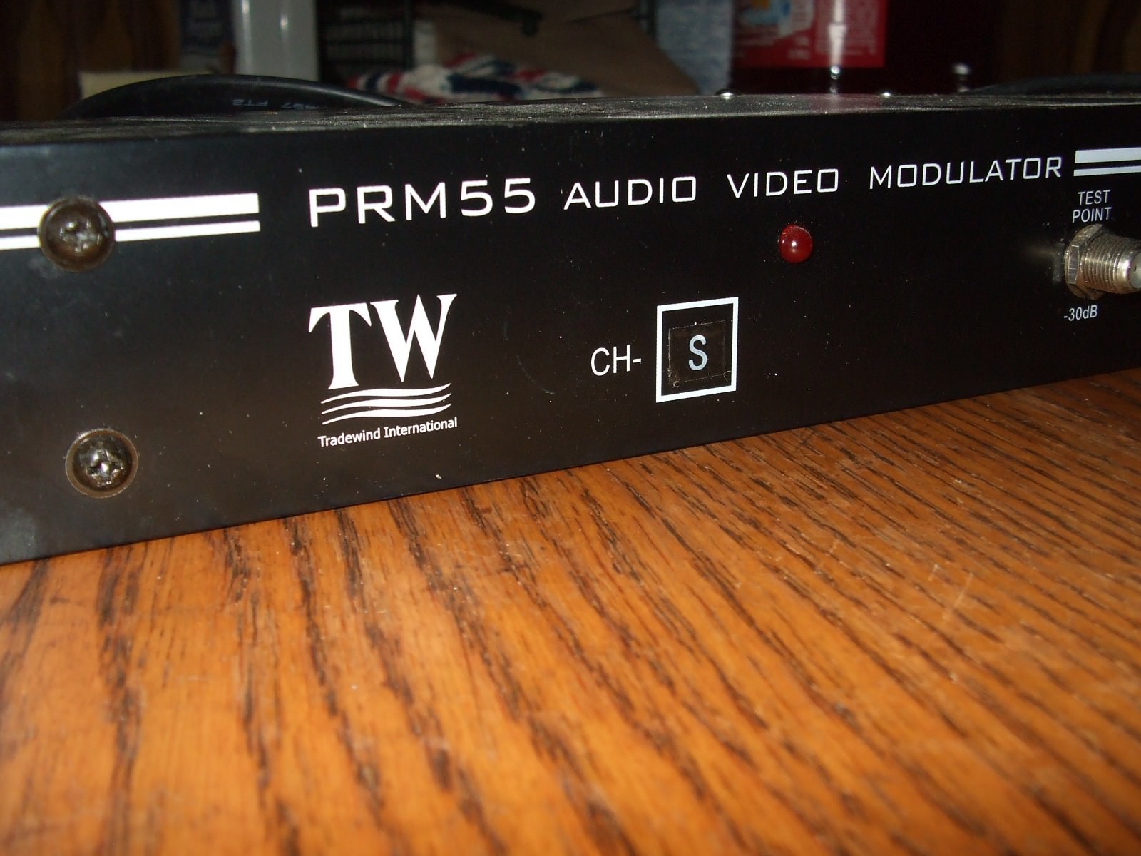 TRADEWIND INTERNATIONAL RACK MOUNT PRM55 AUDIO VIDEO MODULATOR