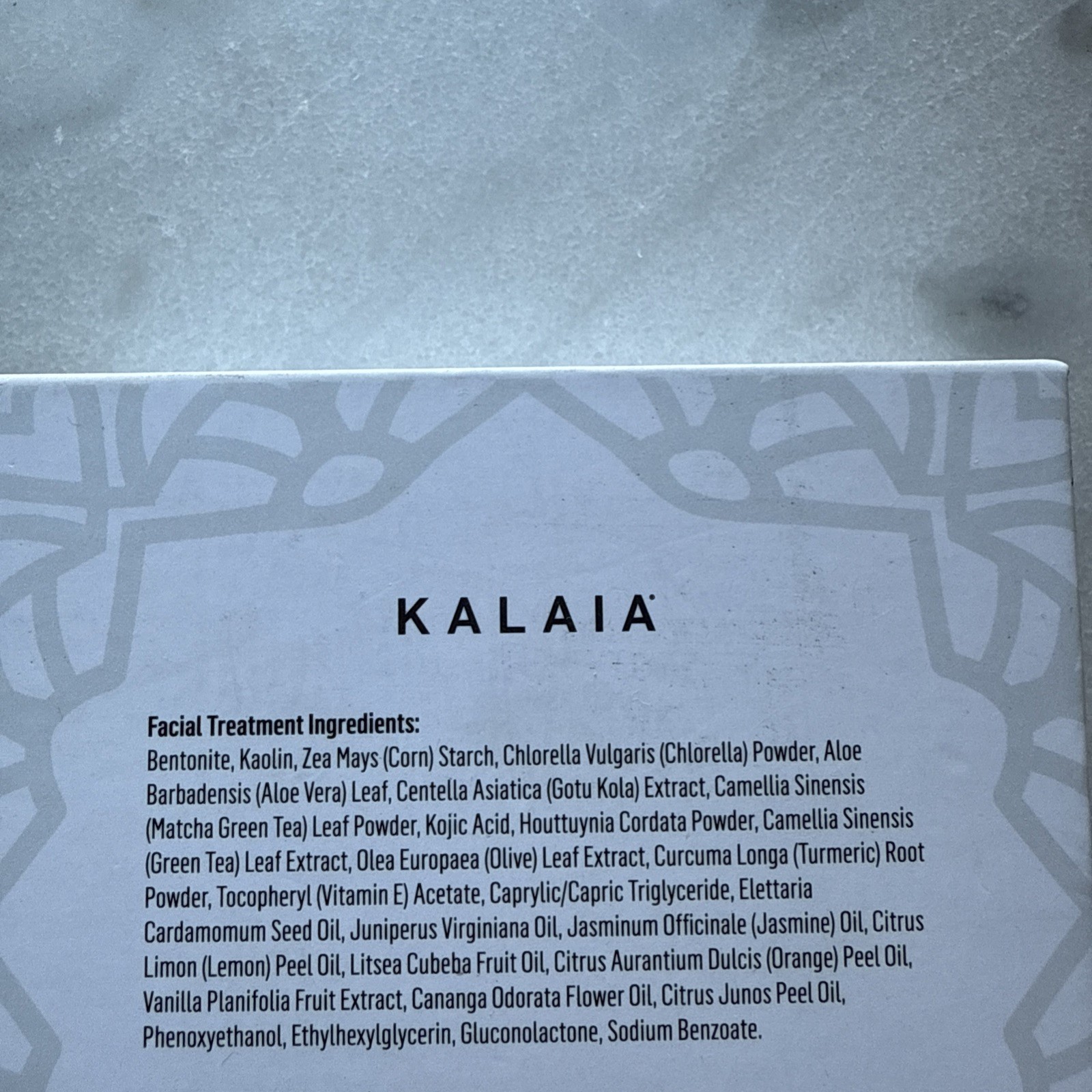 Kalaia Revitalizing Glow Facial Treatment Mask - 2 treatments