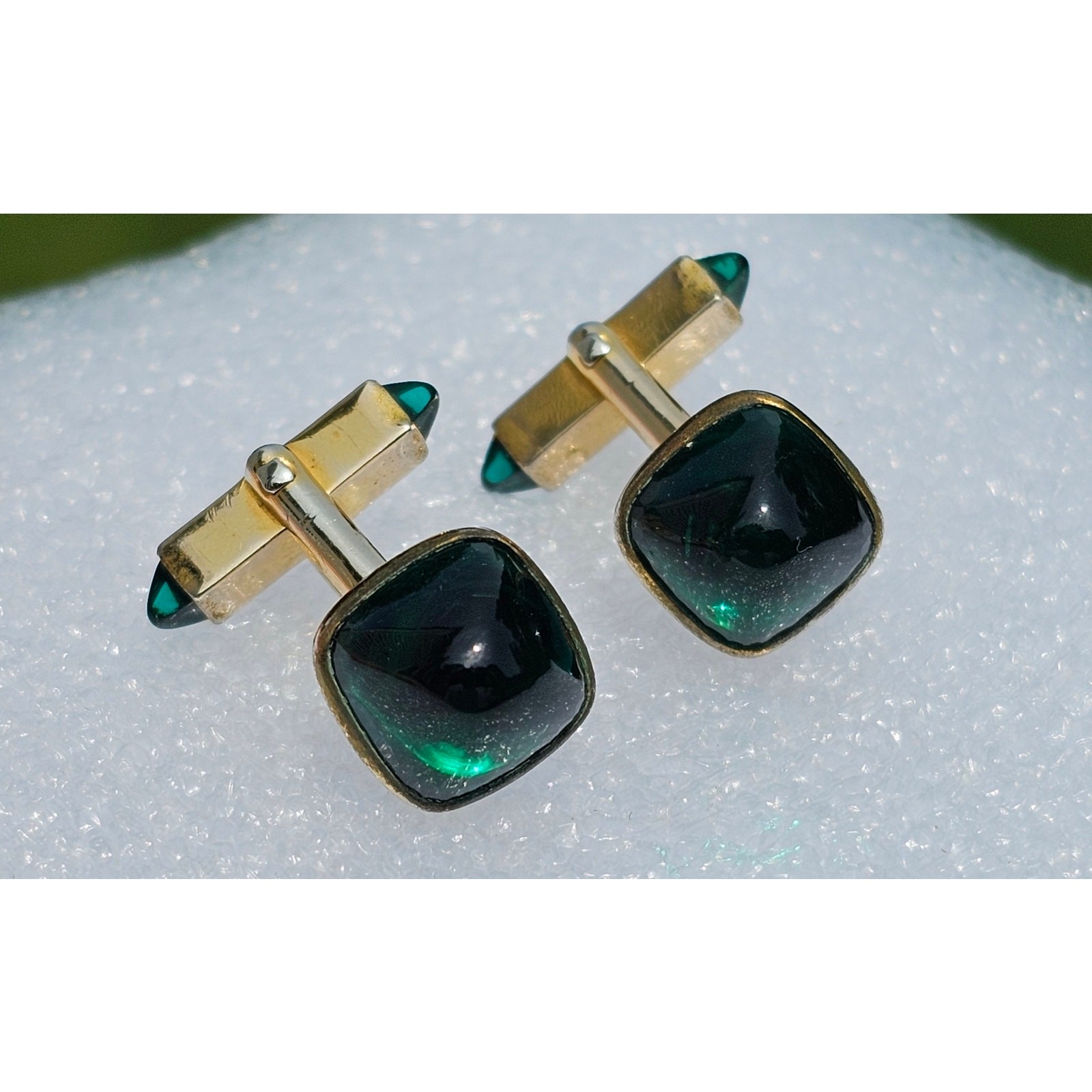 Vintage SWANK Gold Tone Deep Emerald Green Glass Cabochon Cufflinks Toggle MCM