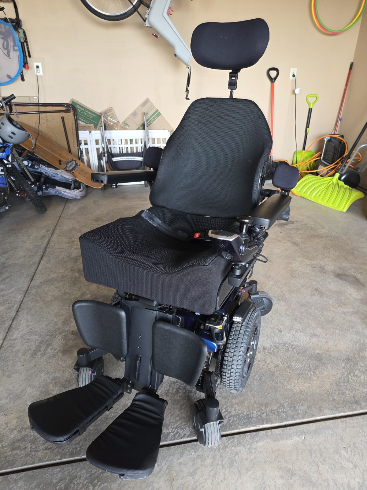 Quantum EDGE3 Power Tilt Wheelchair