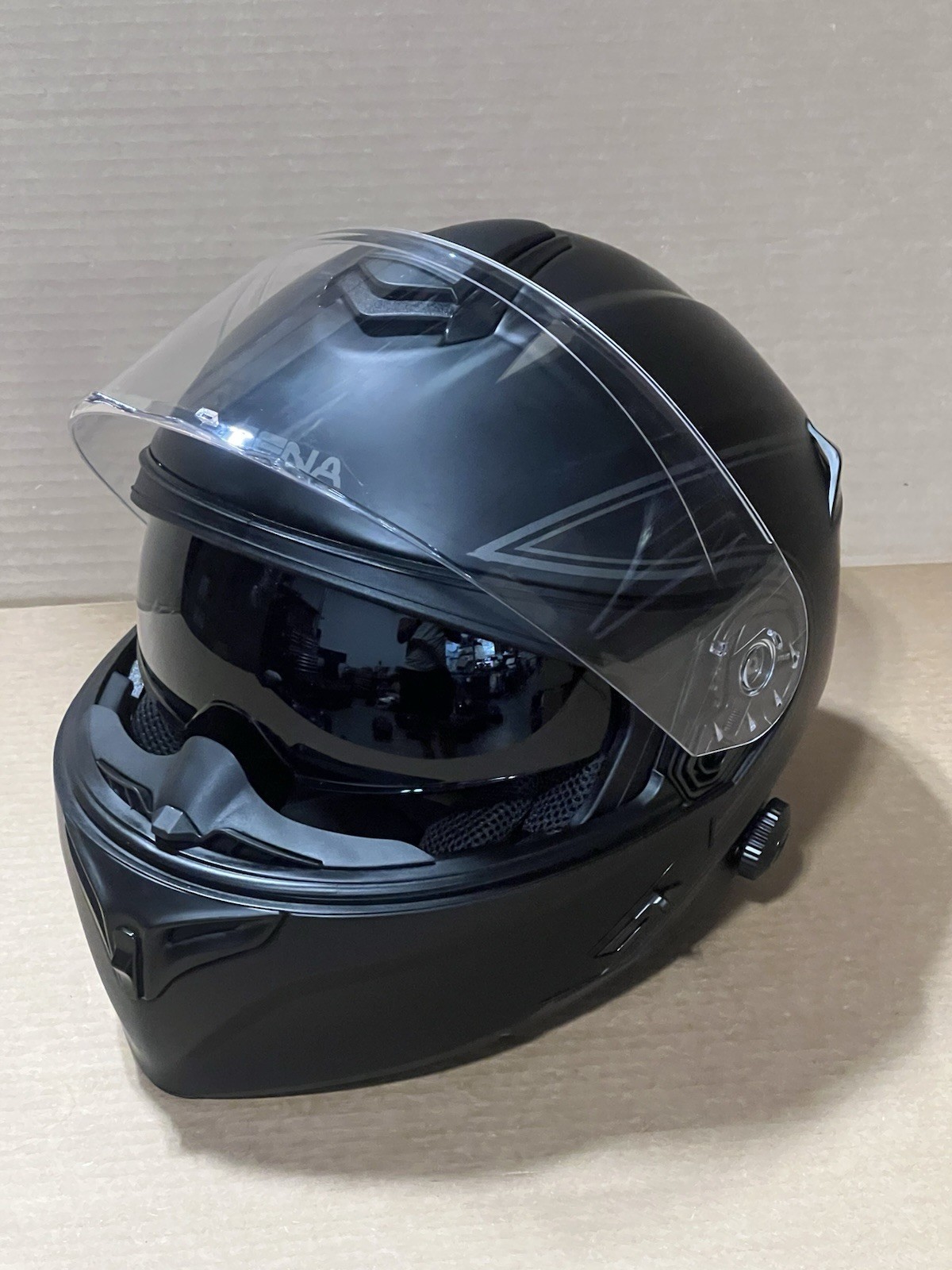 (M) Sena Outrush Modular Flip-up Motorcycle Helmet Matte Black Bluetooth