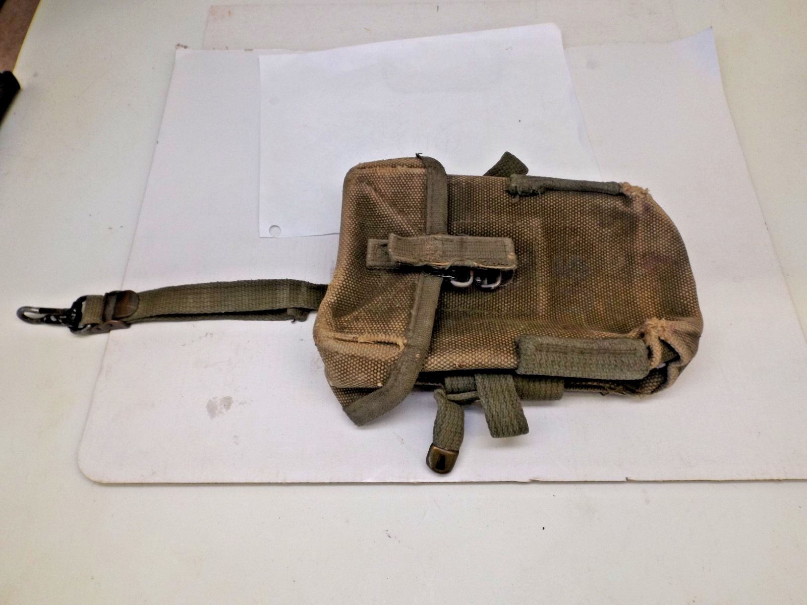 1960's Vietnam Era US Army M1956 Canvas Ammo Magazine Pouch Well Used But Solid