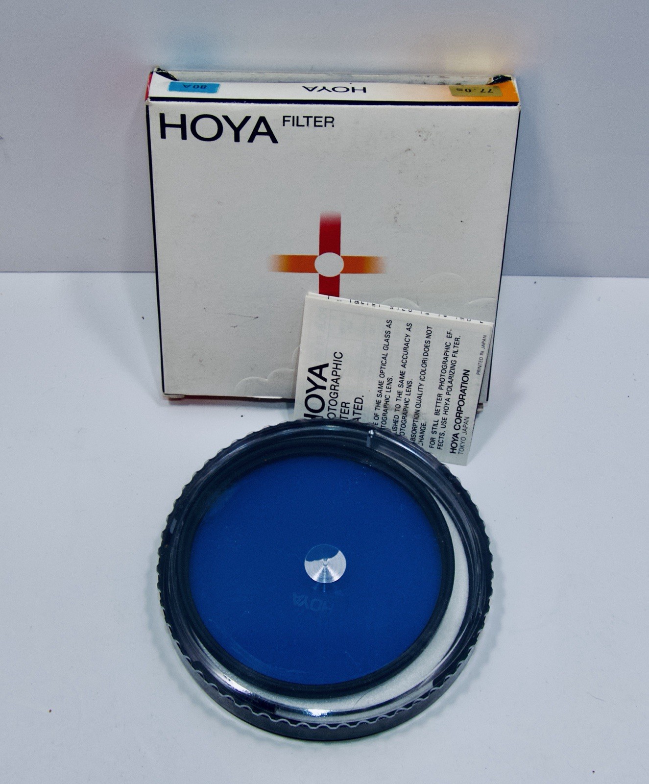 HOYA 77mm 80A BLUE NEW SCREW in  OPTICAL GLASS FILTER with FILTER CASE Japan