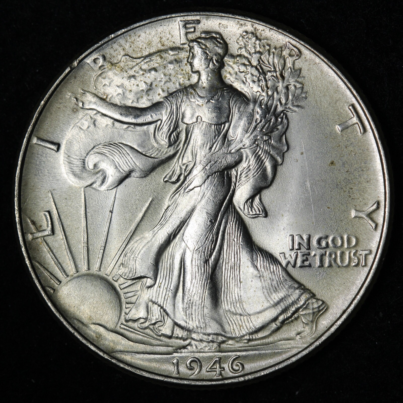 1946 Walking Liberty Silver Half Dollar GEM BU *UNCIRCULATED* MS E366 ZTHE